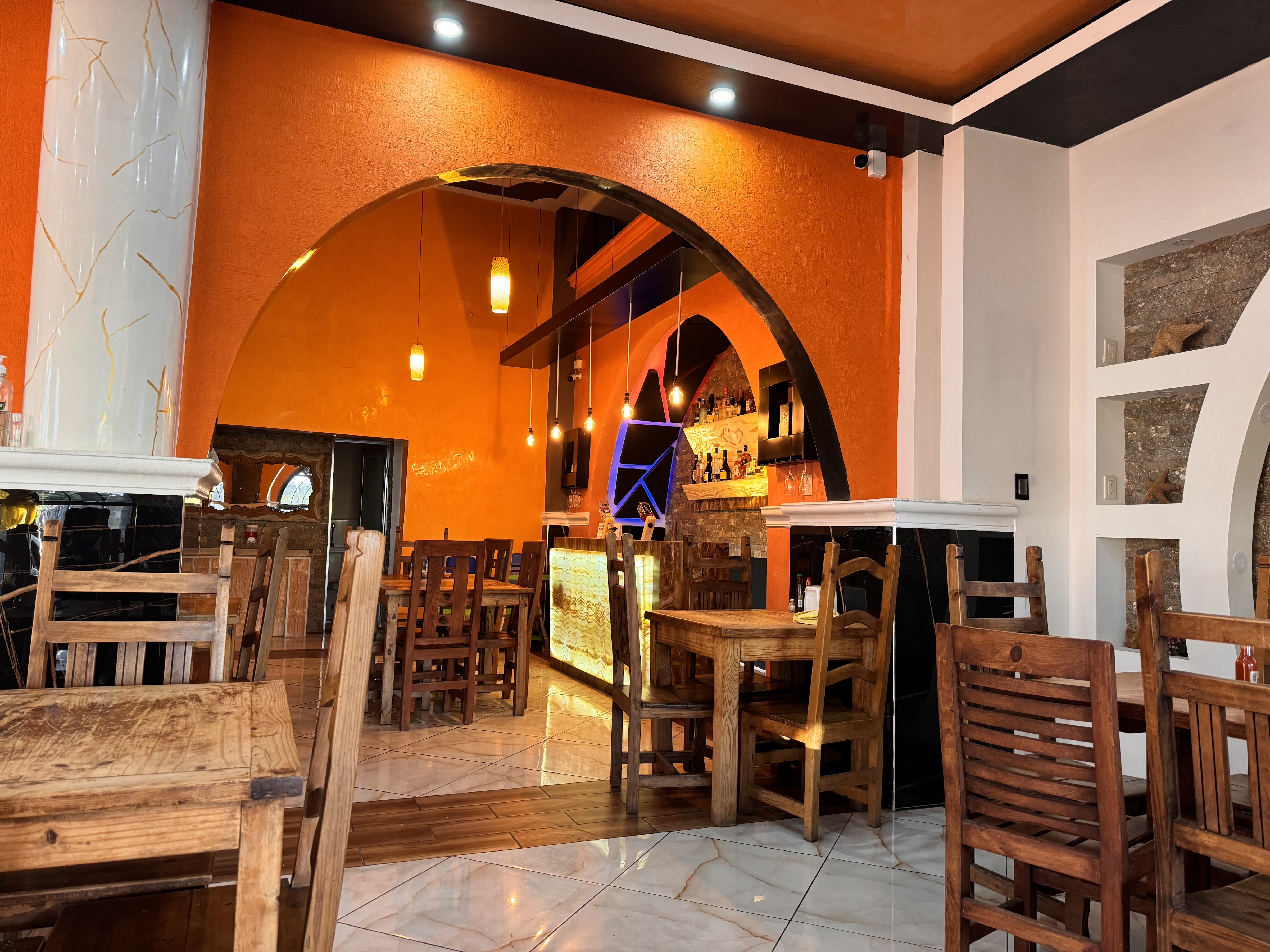 Marisquería Los Arrecifes 2 image 1