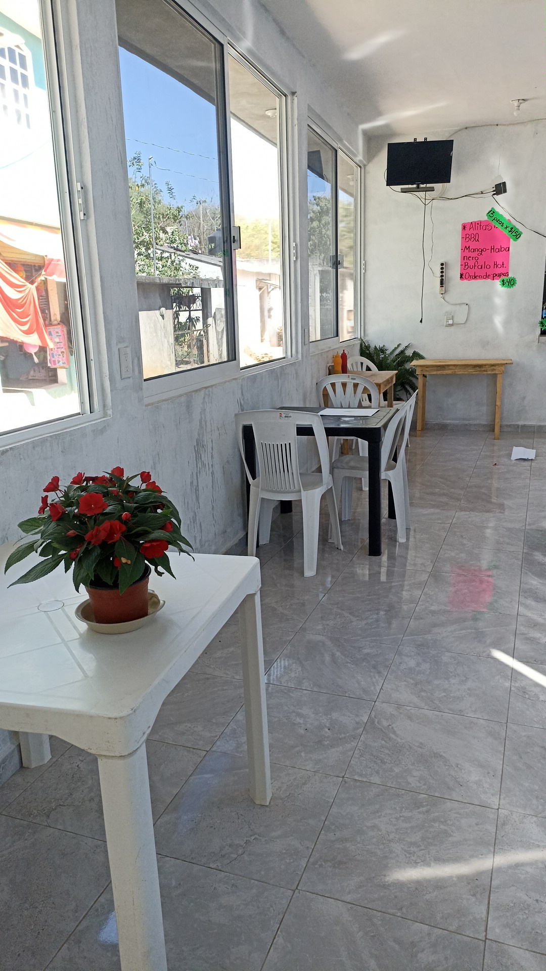 Slices Pizza - Santa Fe image 3