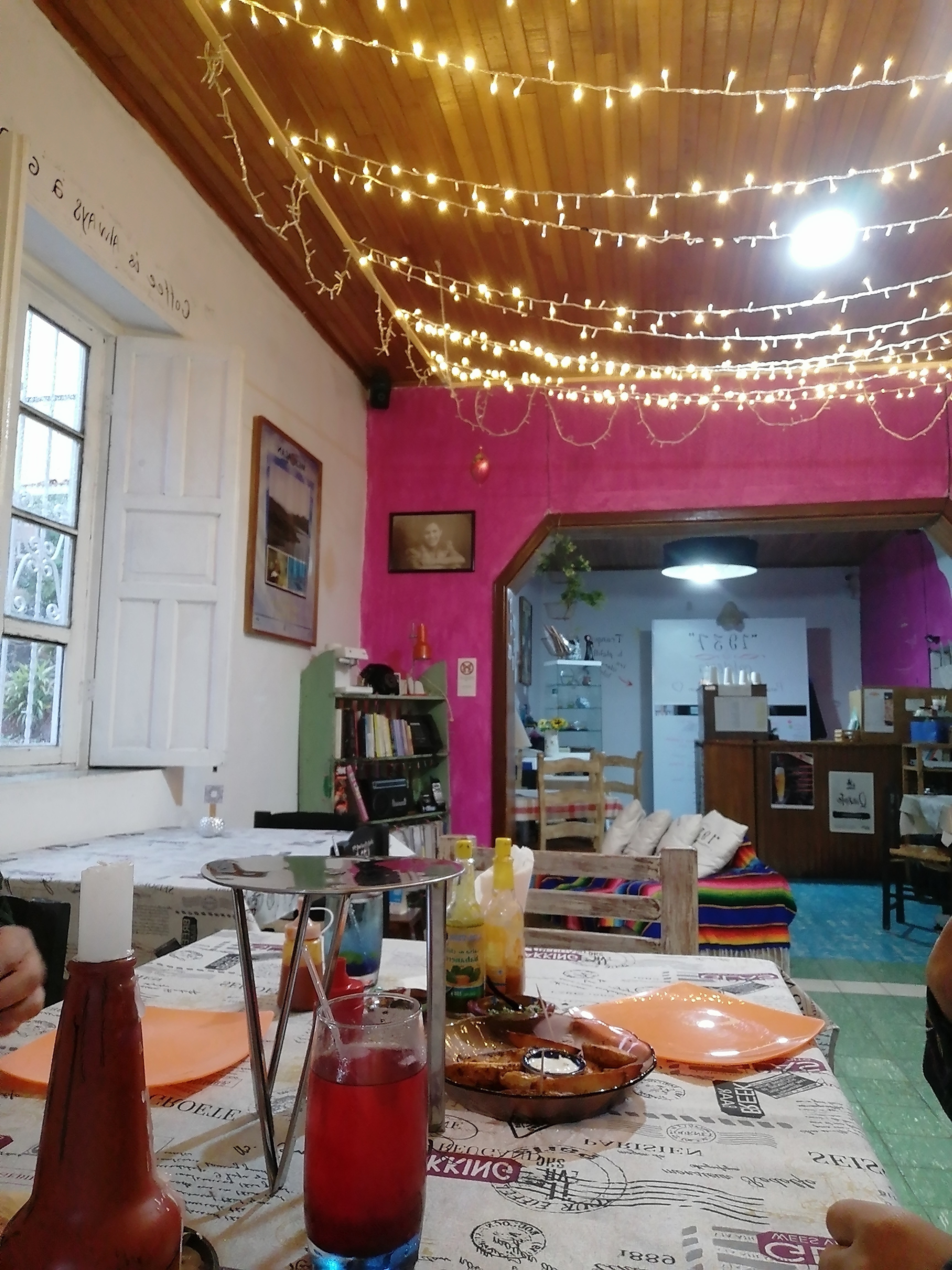 "1937" Cafetería image 7