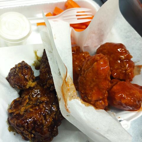 Wings Station - Alitas image 2