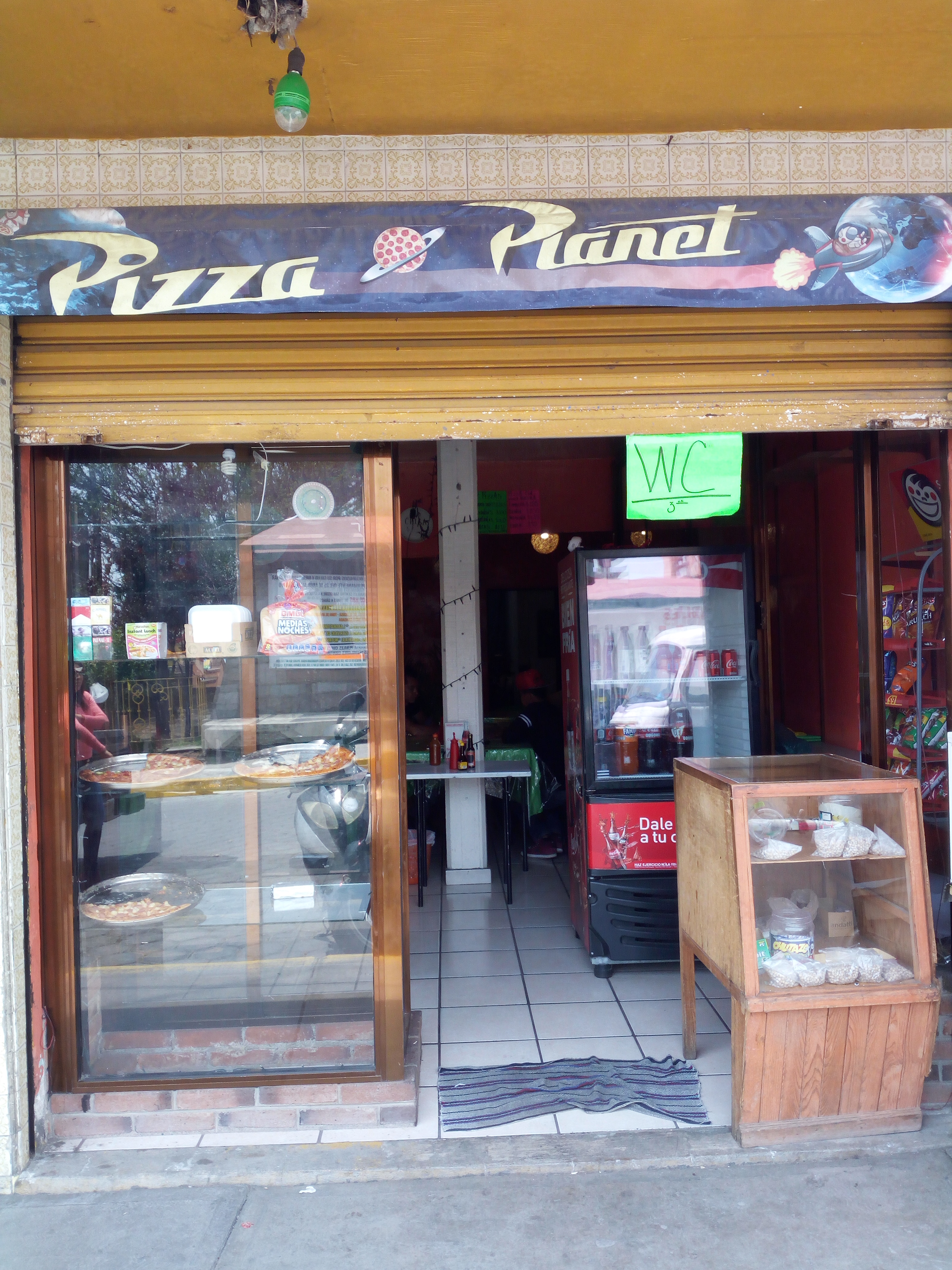 Pizza Planet image 9