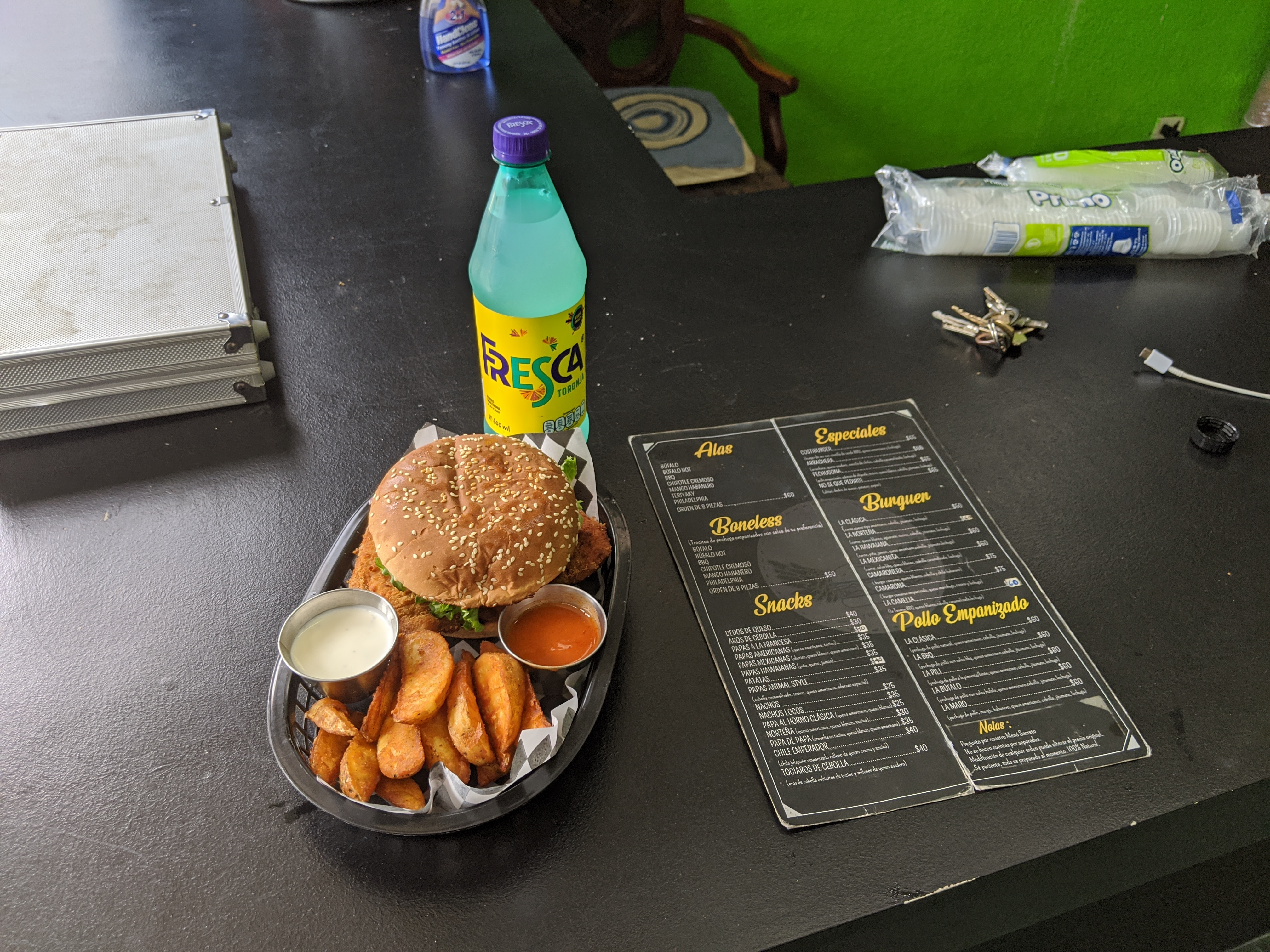 A Las Burgers Nochistlan image 9