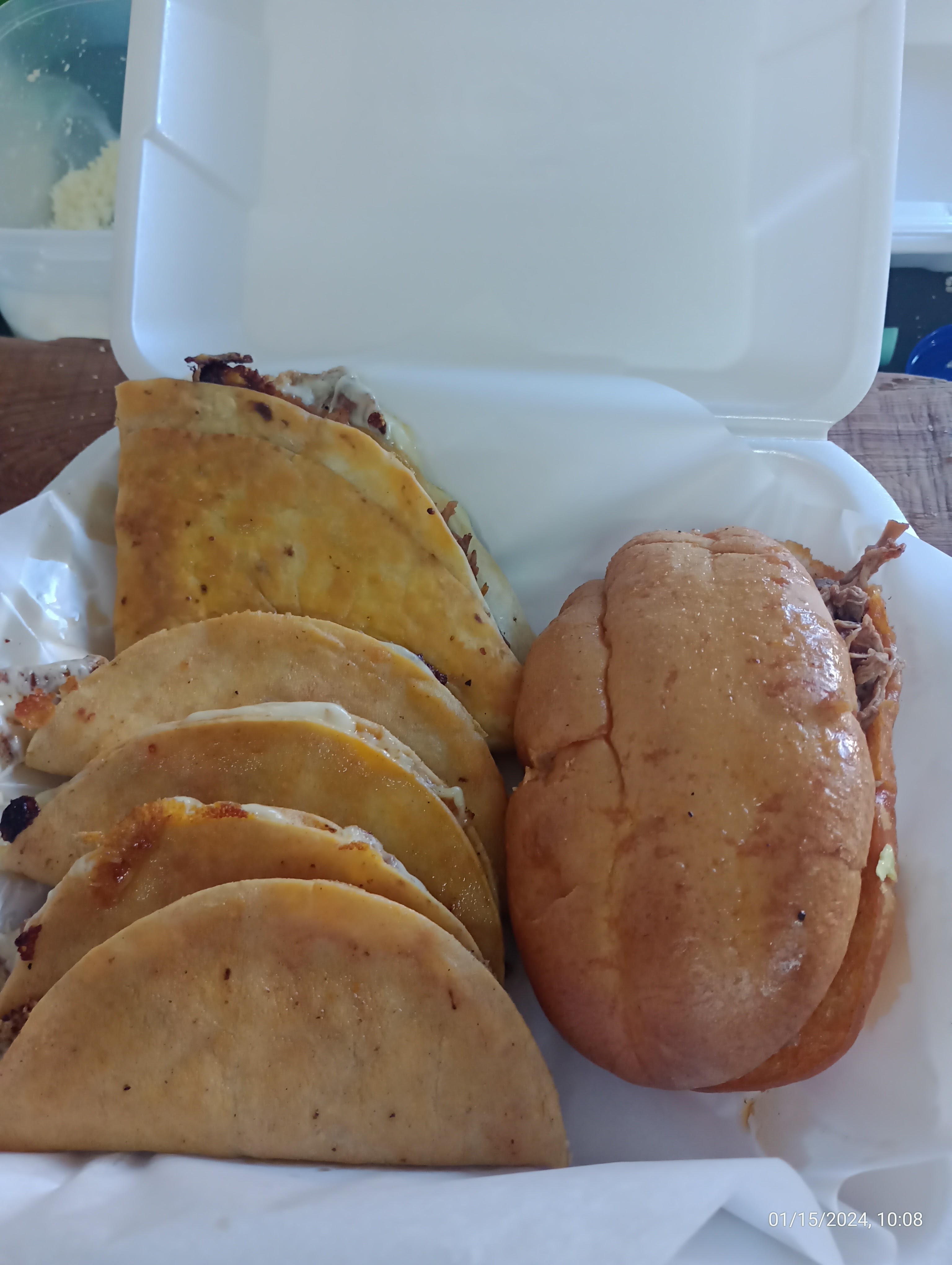 Quesibirrias de Maytê image 1