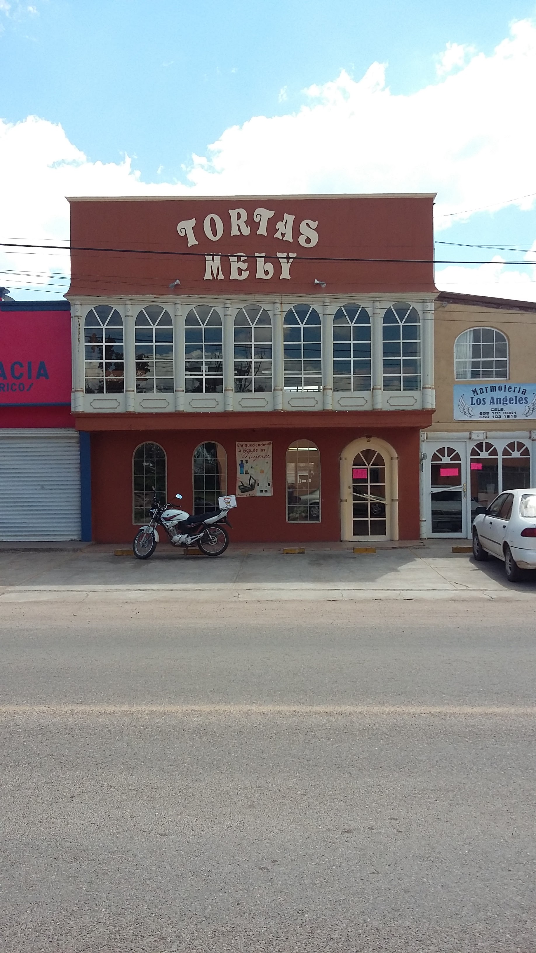 Tortas Mely Del Centro image 3