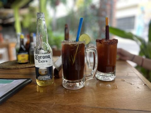 La Salsa image 5