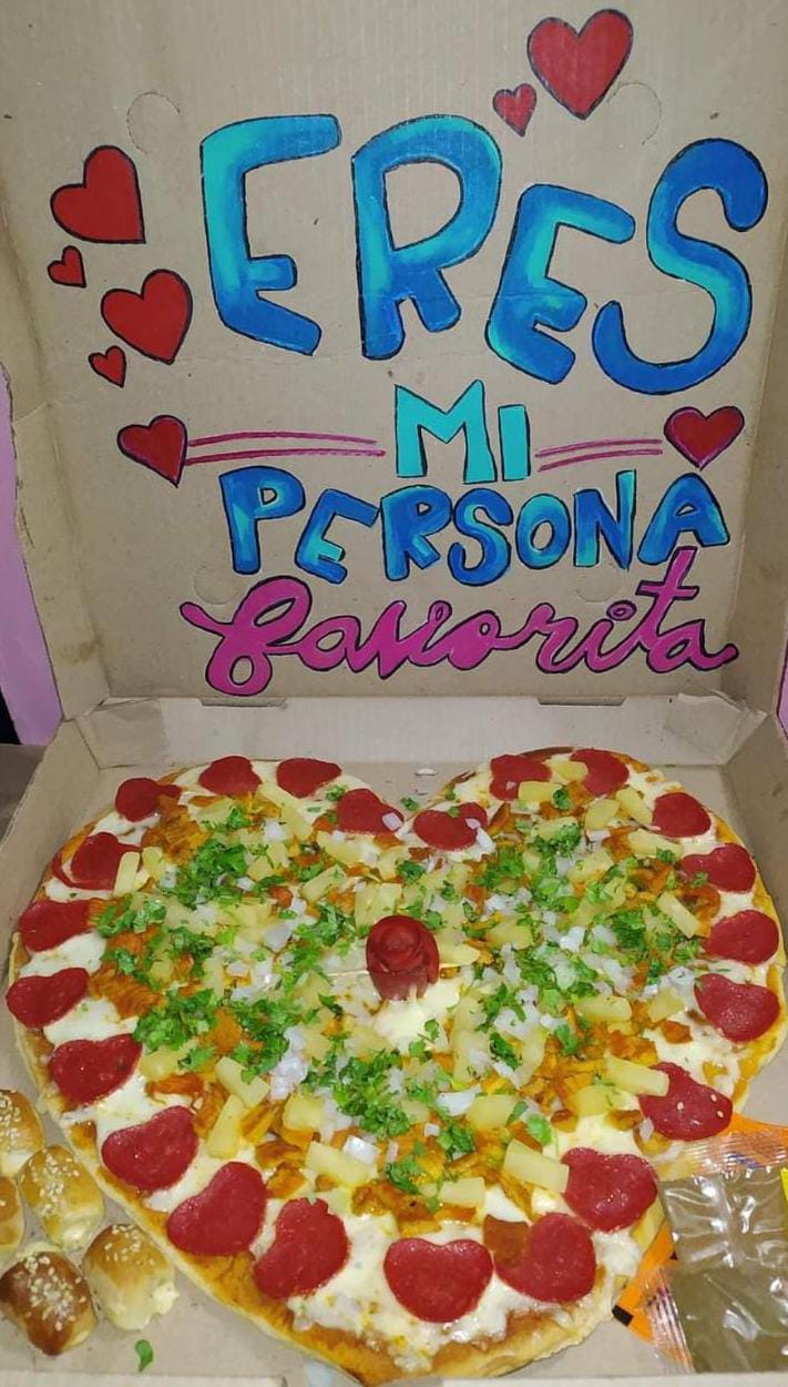 Yadiel pizza 2 image 1