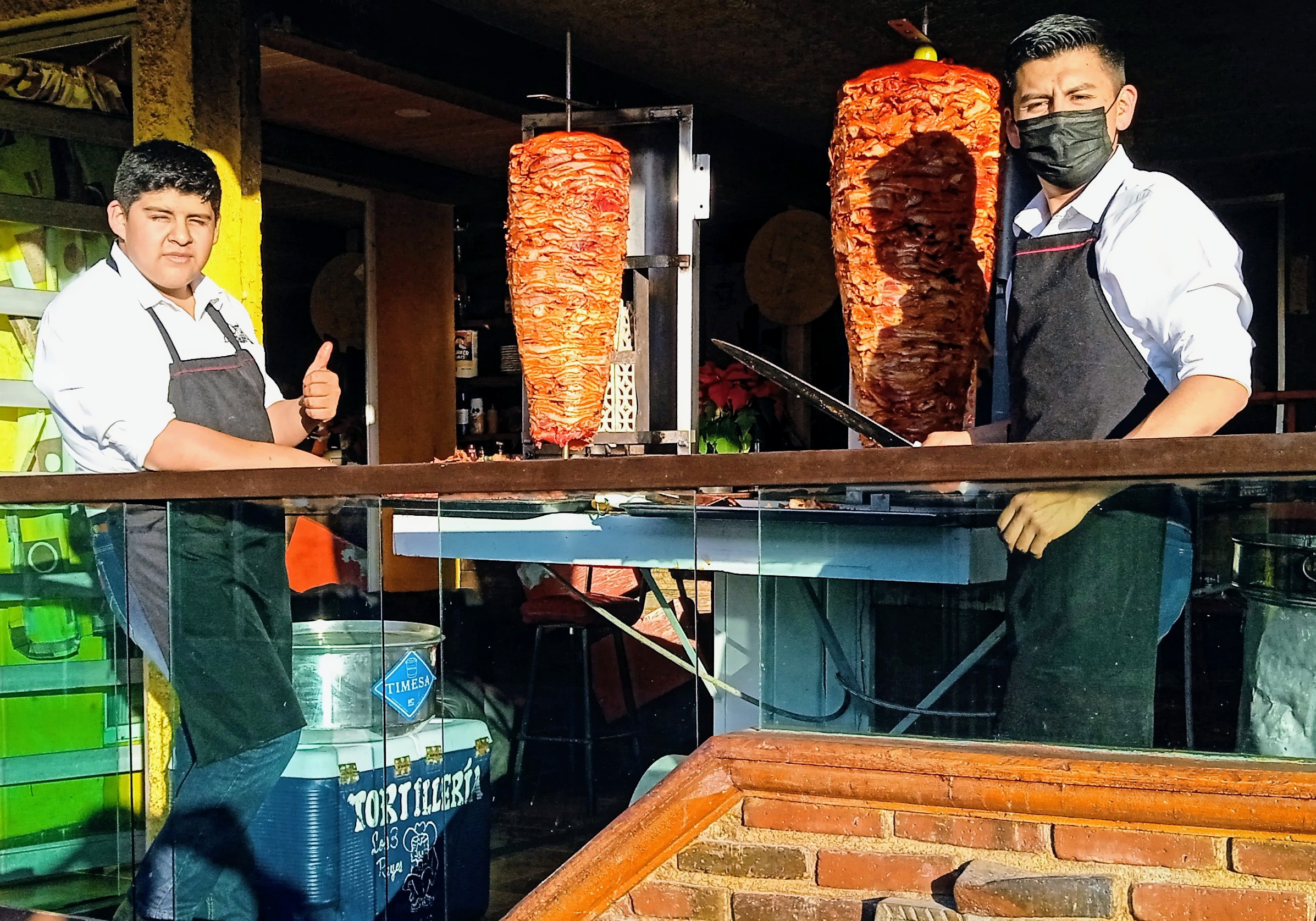 Taqueria los paisas image 3