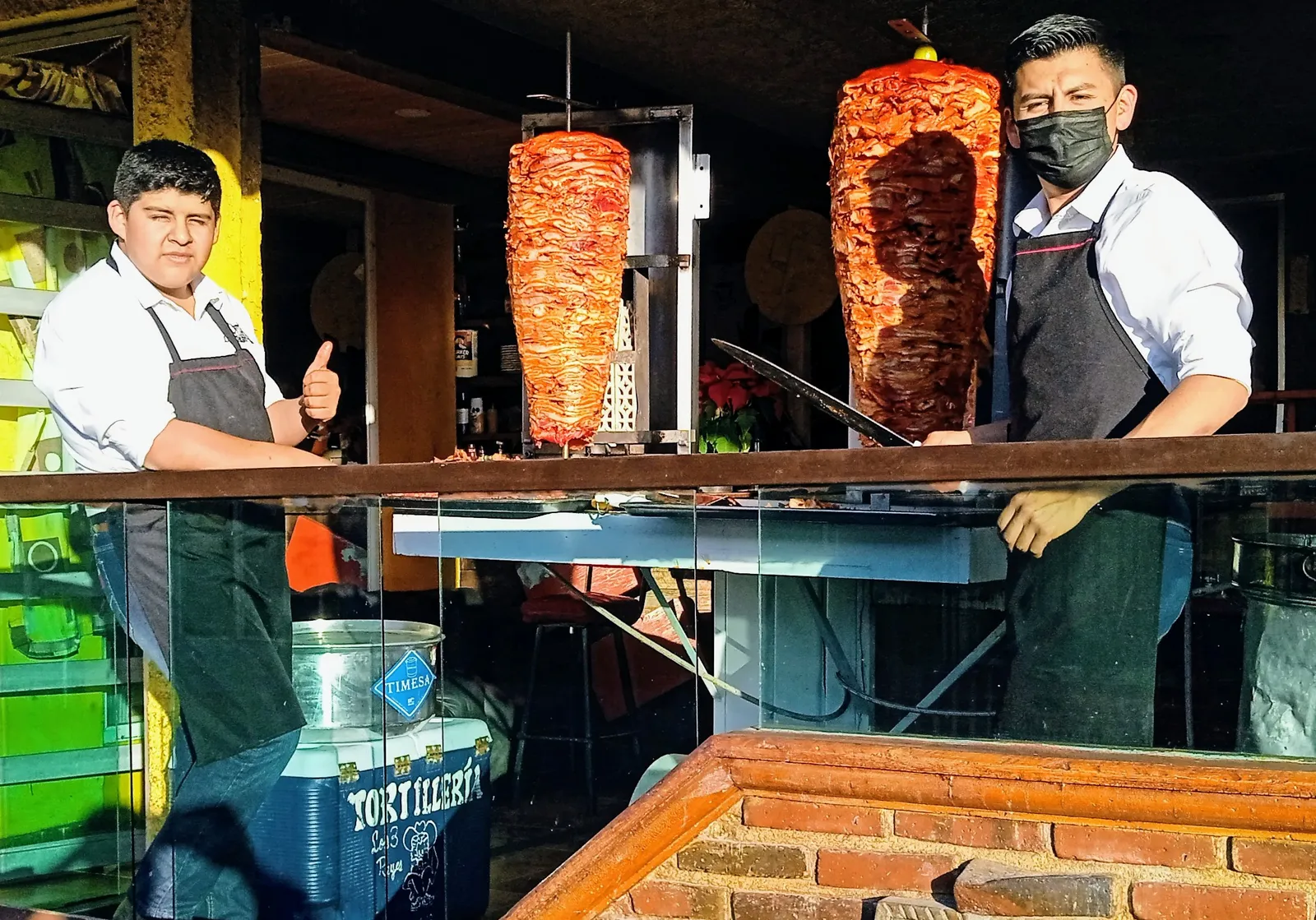 Taqueria los paisas image 3
