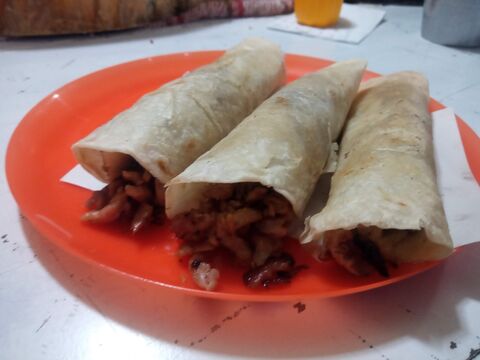 Taqueria los paisas image 5