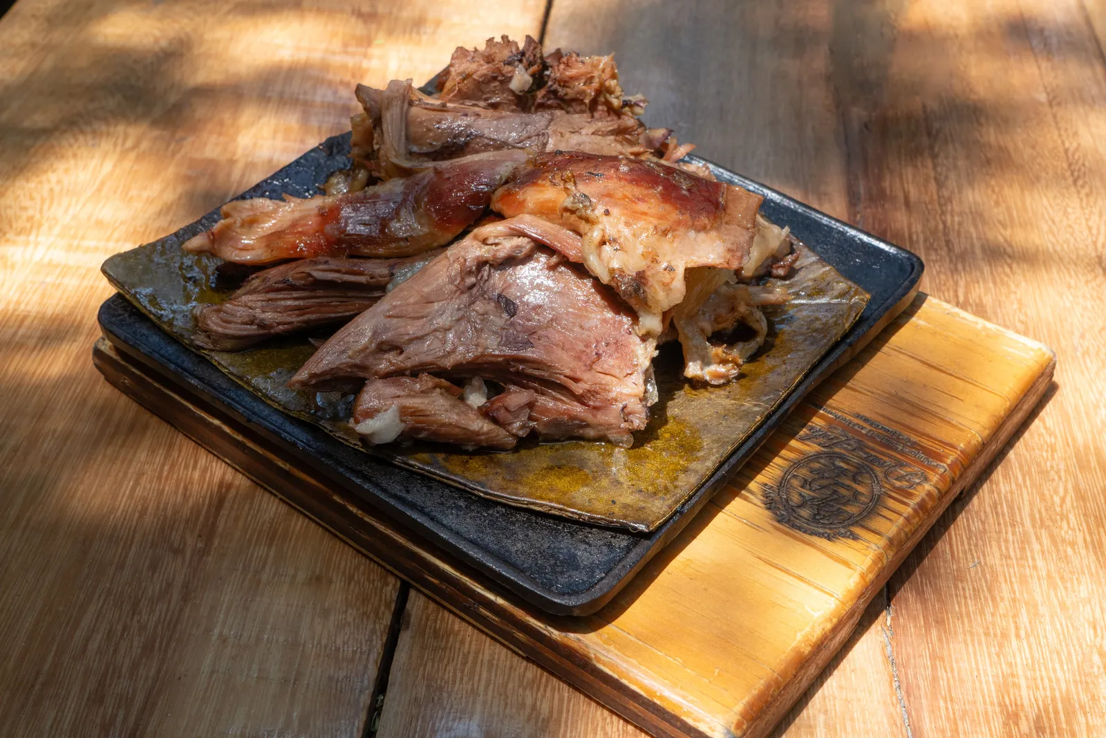 Barbacoa de Hoyo Don Lole - Viñedos Atongo image 2