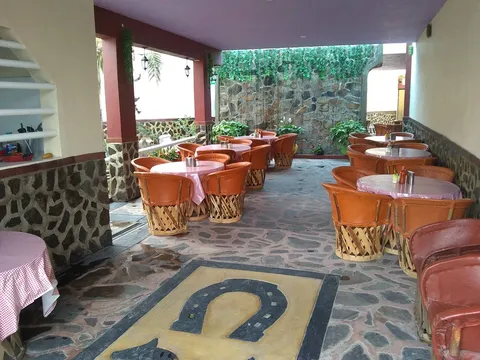 Mariscos La Herradura image 3