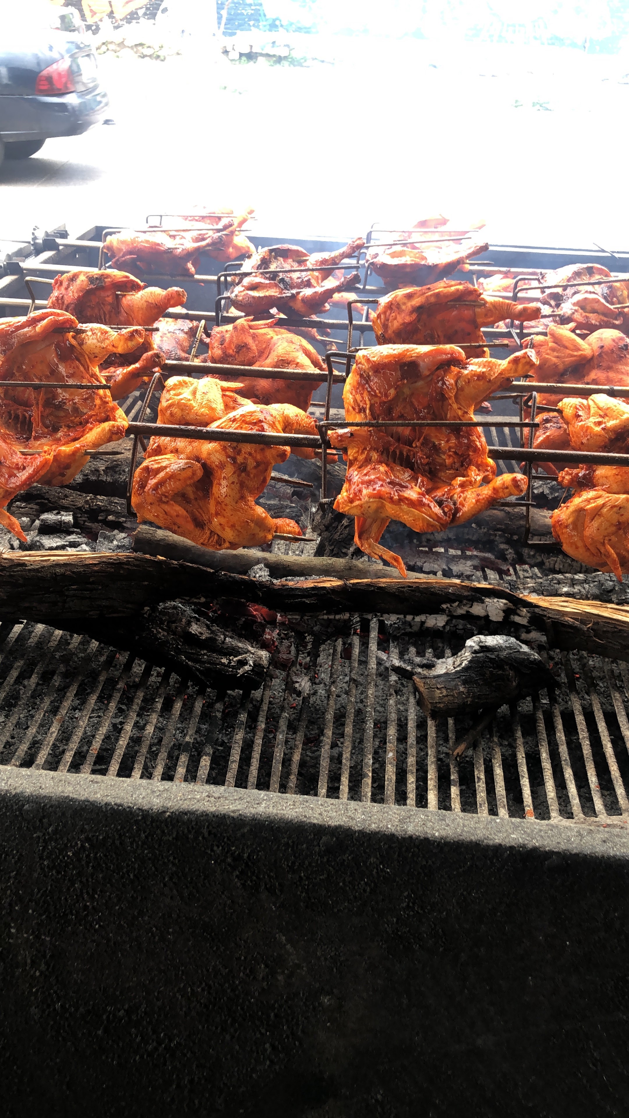 Pollos y costilla Ala Leña Los Nietos image 8