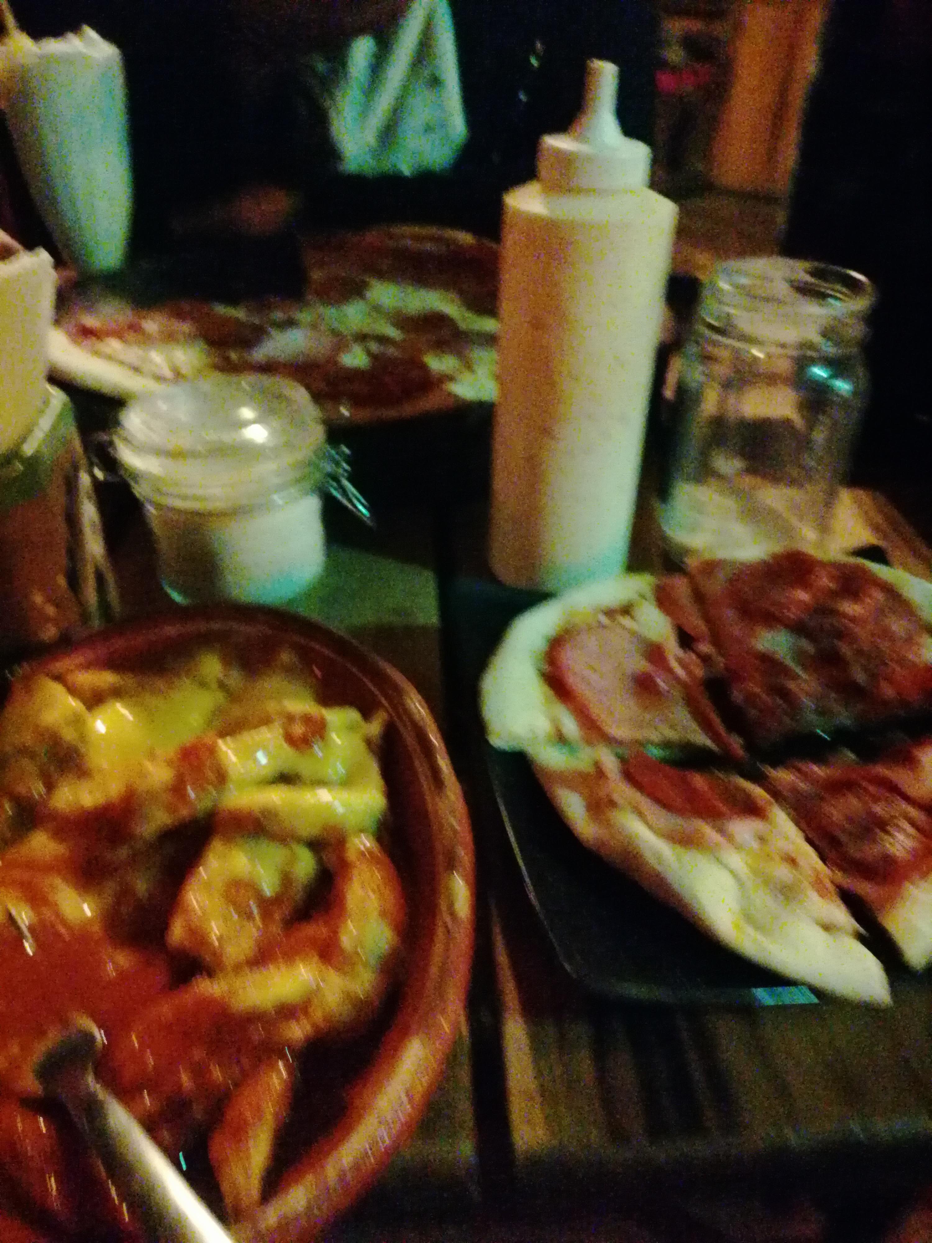 La Buena Pizza image 7