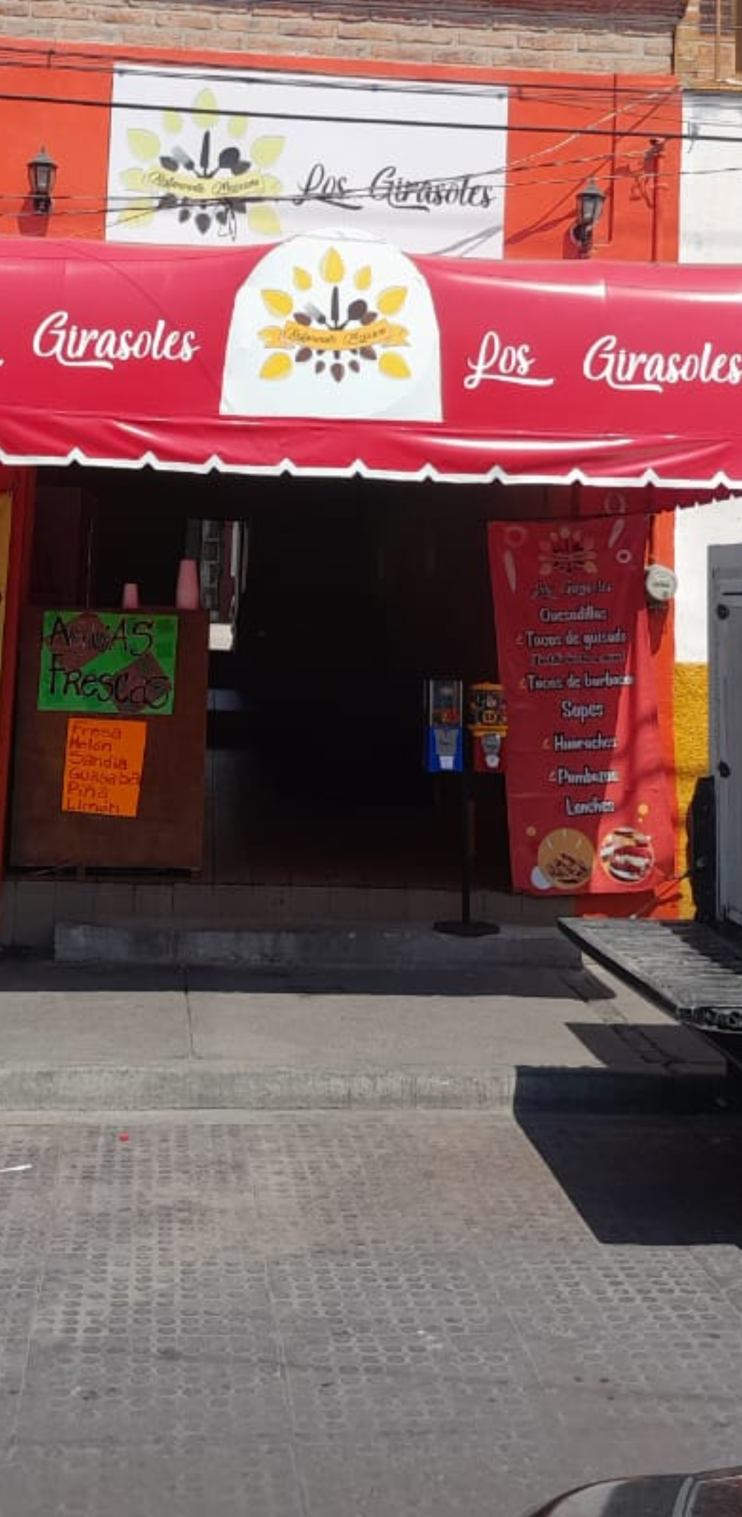 Restaurante mexicano los Girasoles image 3