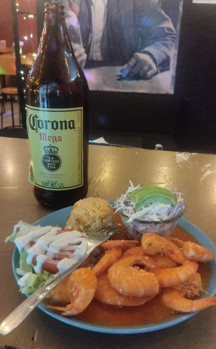 Micheladas & Alitas ''Entre Amigos'' image 4