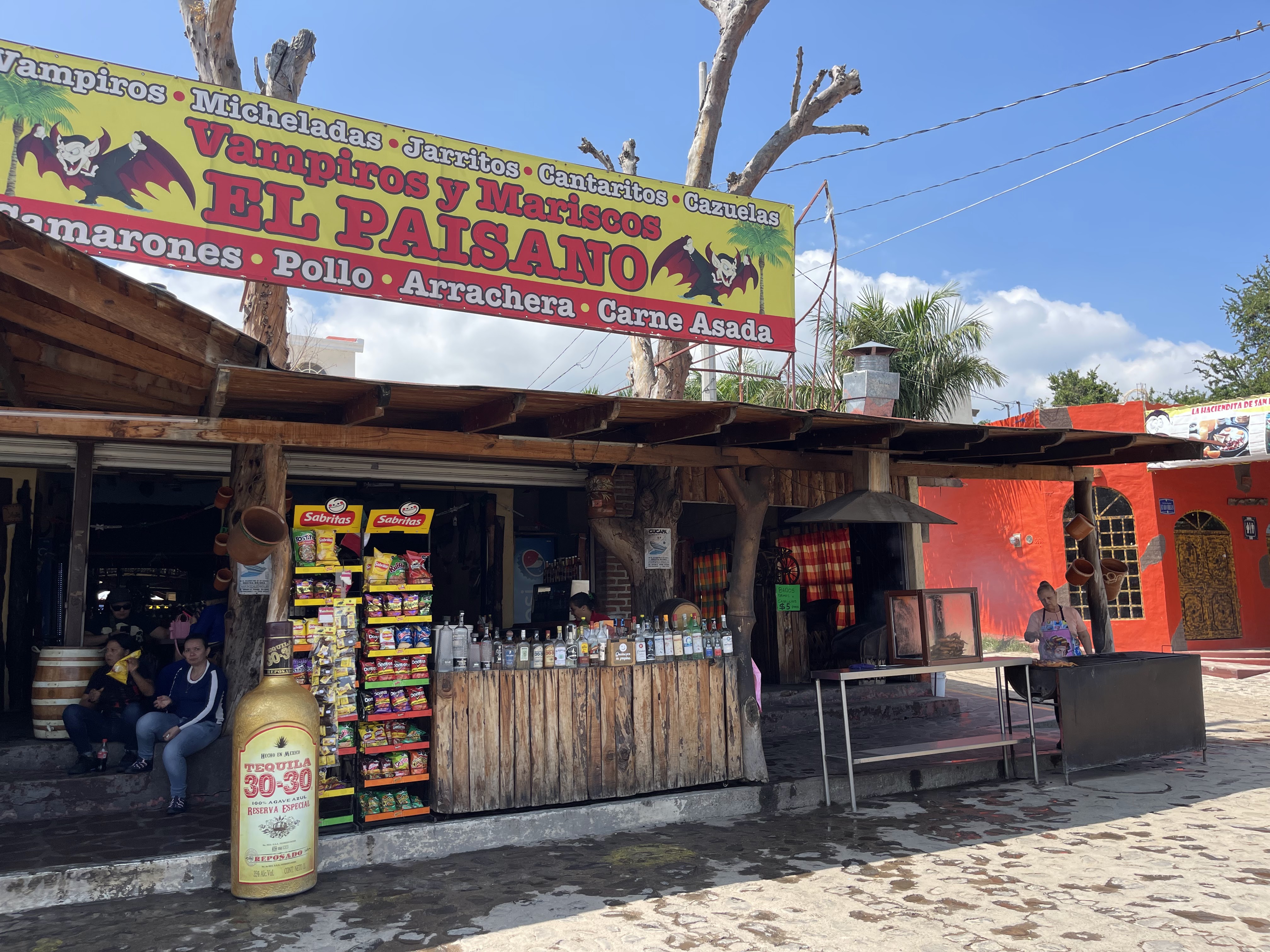 Mariscos “El Paisano” image 3