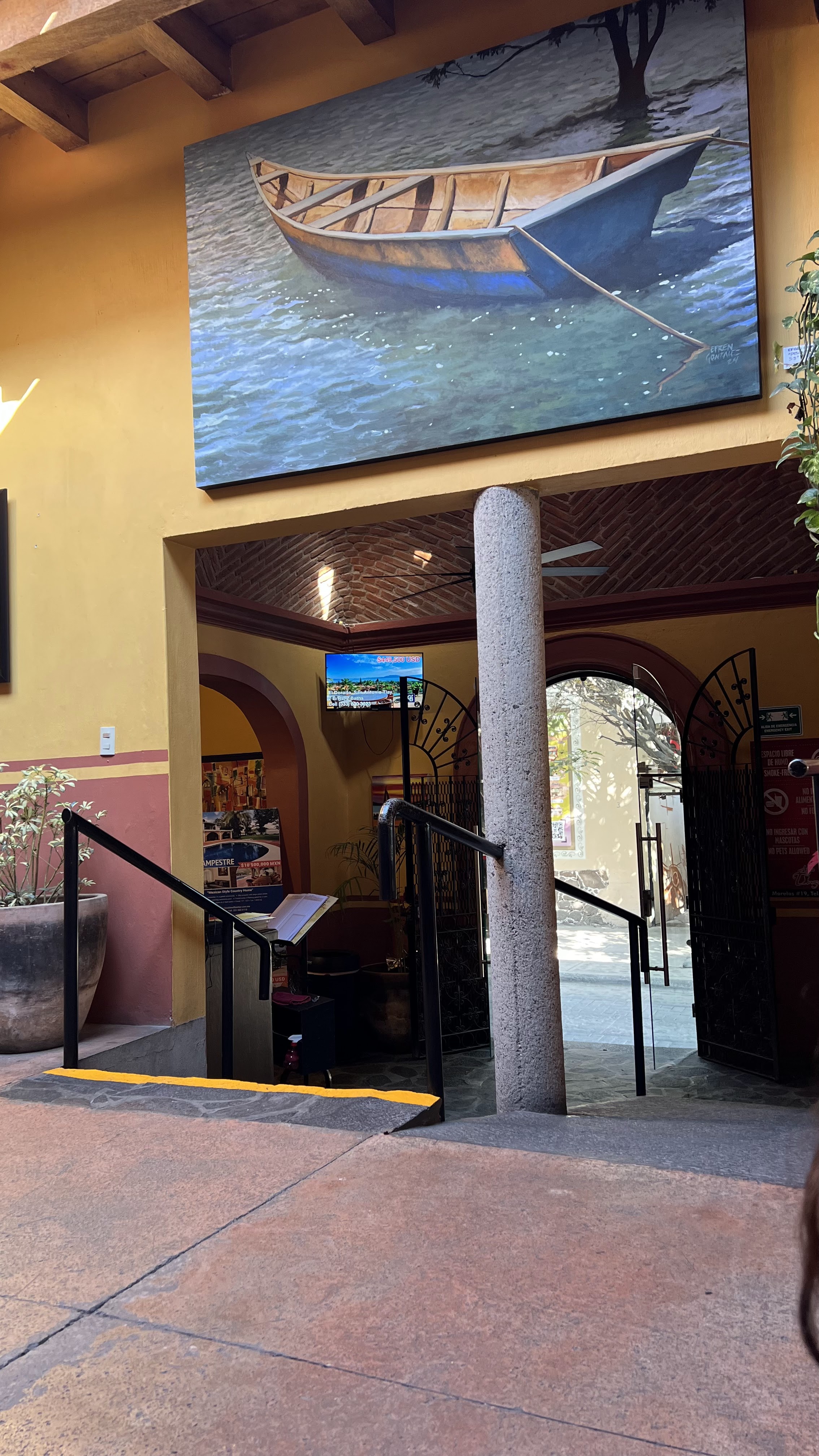 Ajijic Tango image 5