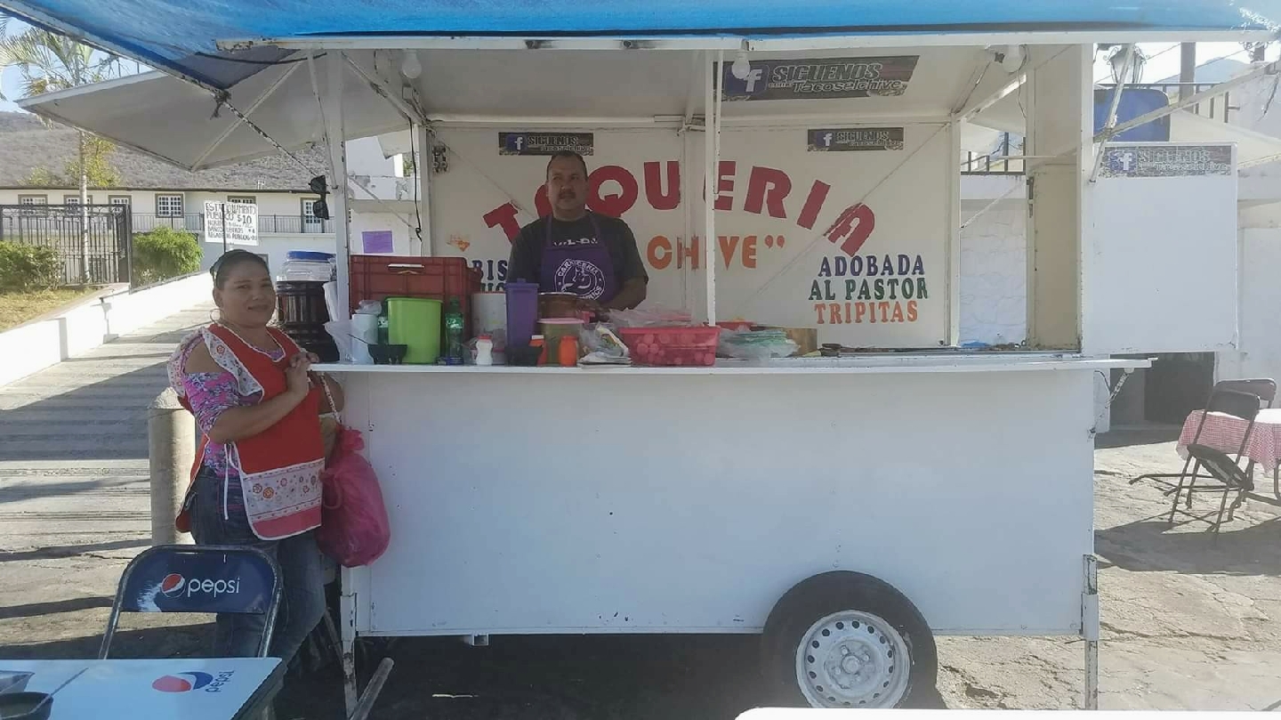 Tacos el chive image 3