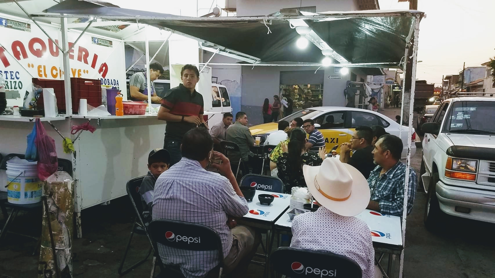 Tacos el chive image 9