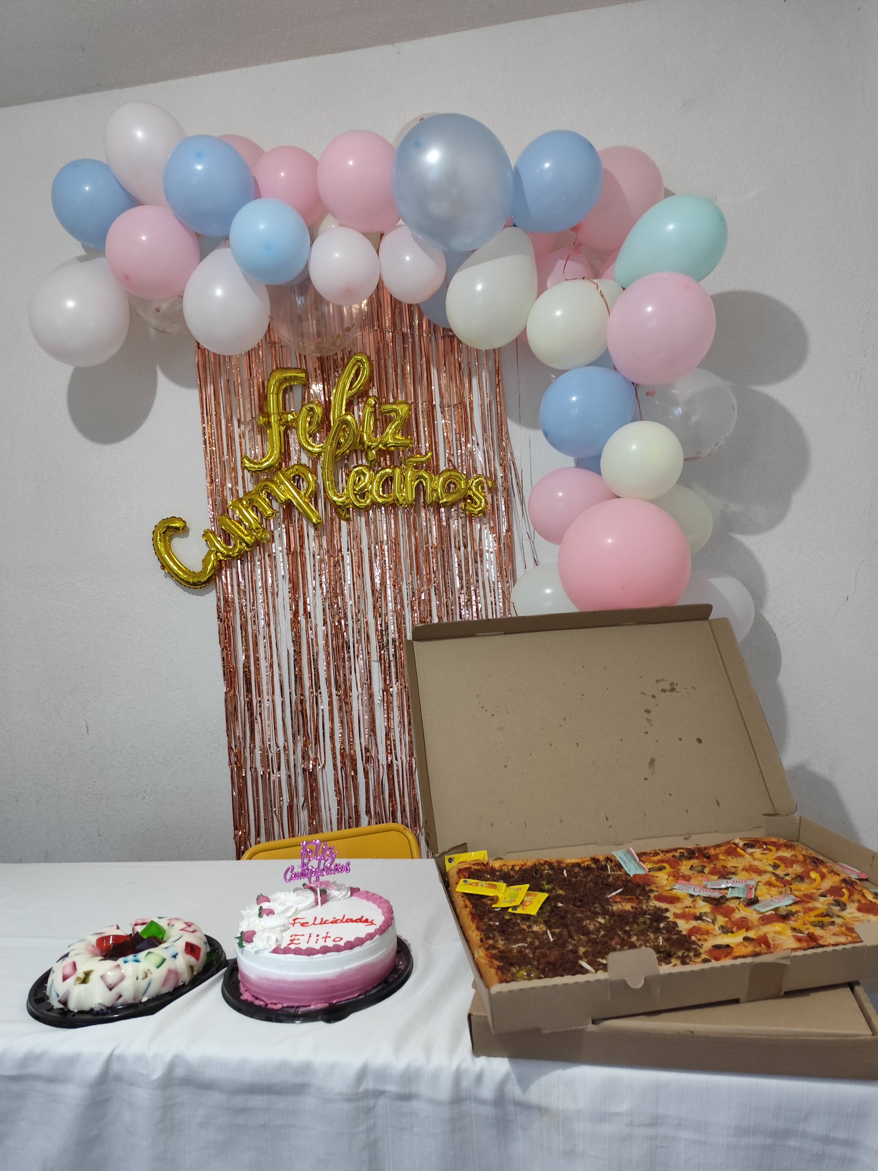 Pizzeria UNO image 4