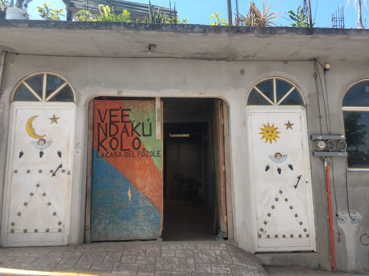 La casa del pozole de la abuelita Lena image 3