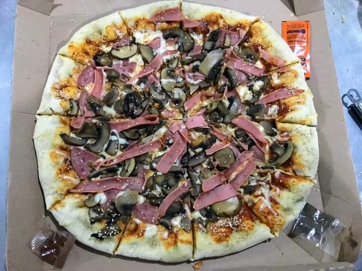 Valhalla Pizzeria and Cafe image 1