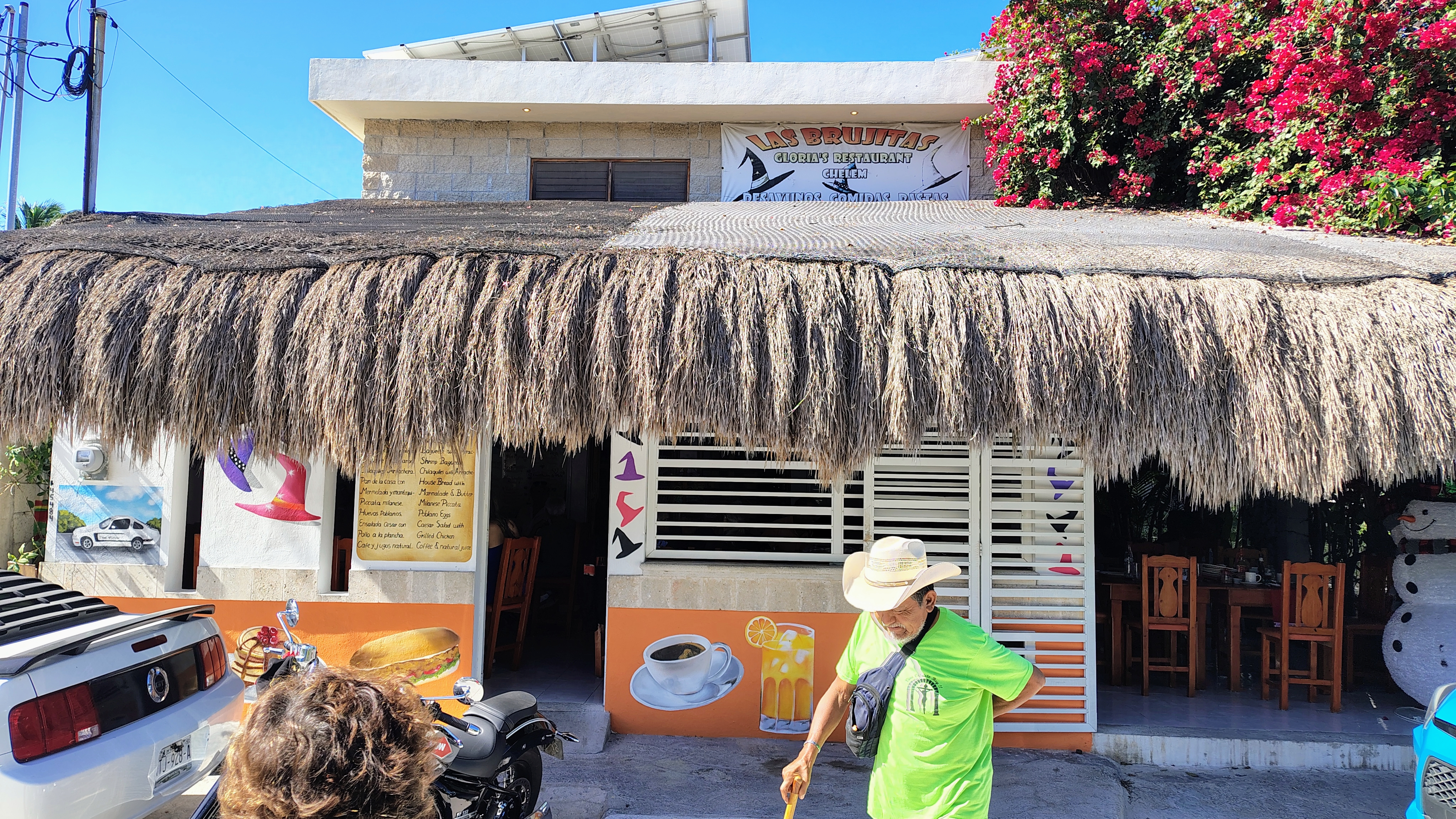 Las Brujitas image 5