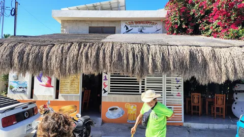 Las Brujitas image 5