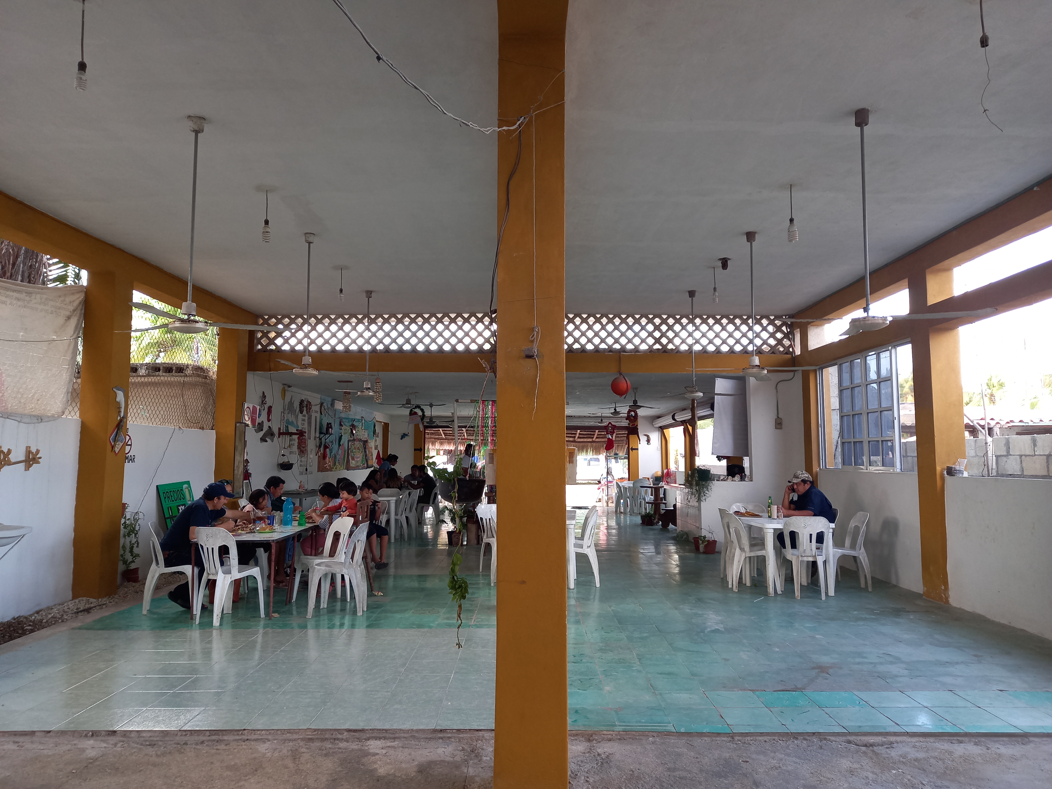 Los 4 Hermanos image 4