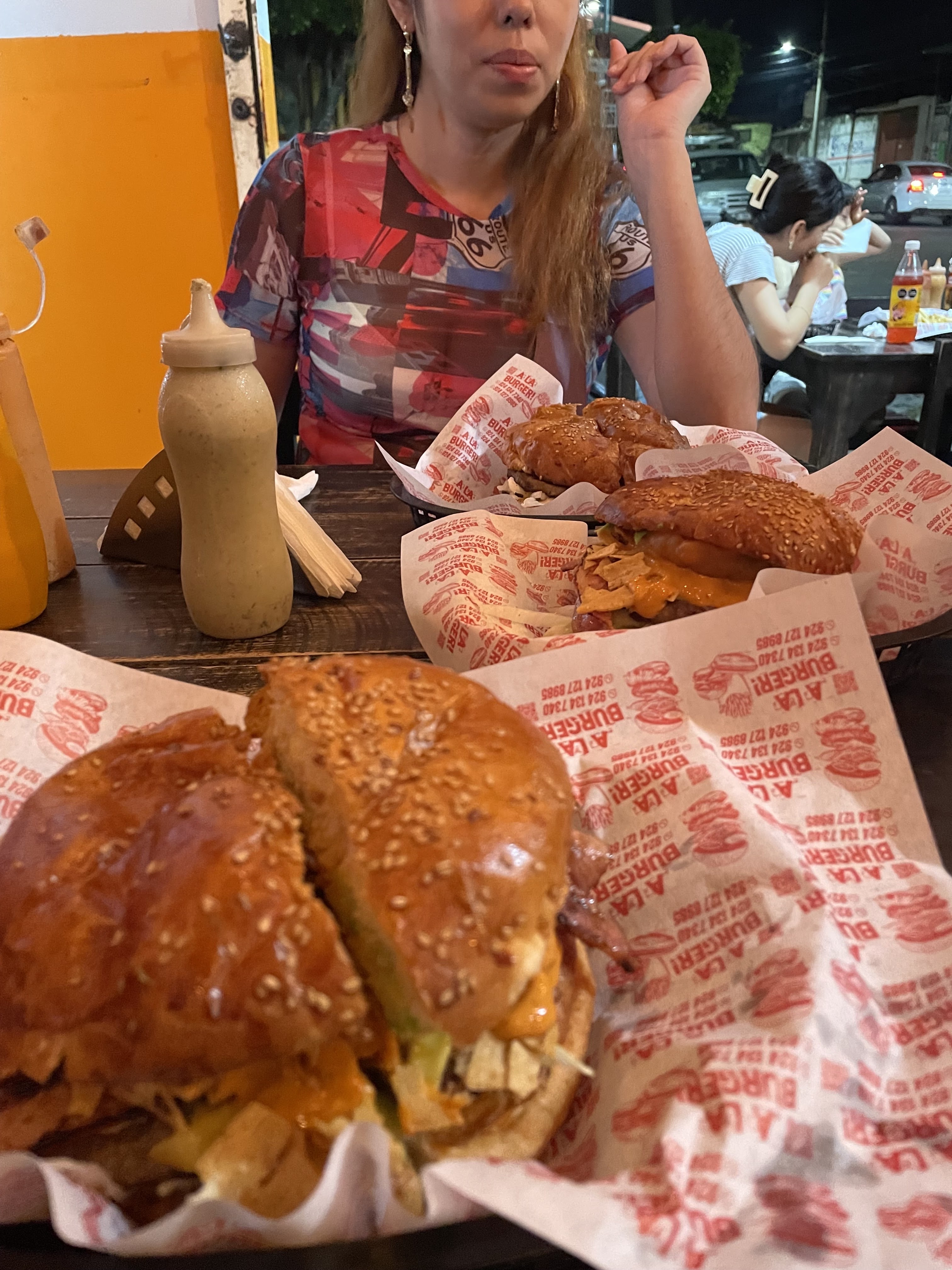 A la Burguer image 7