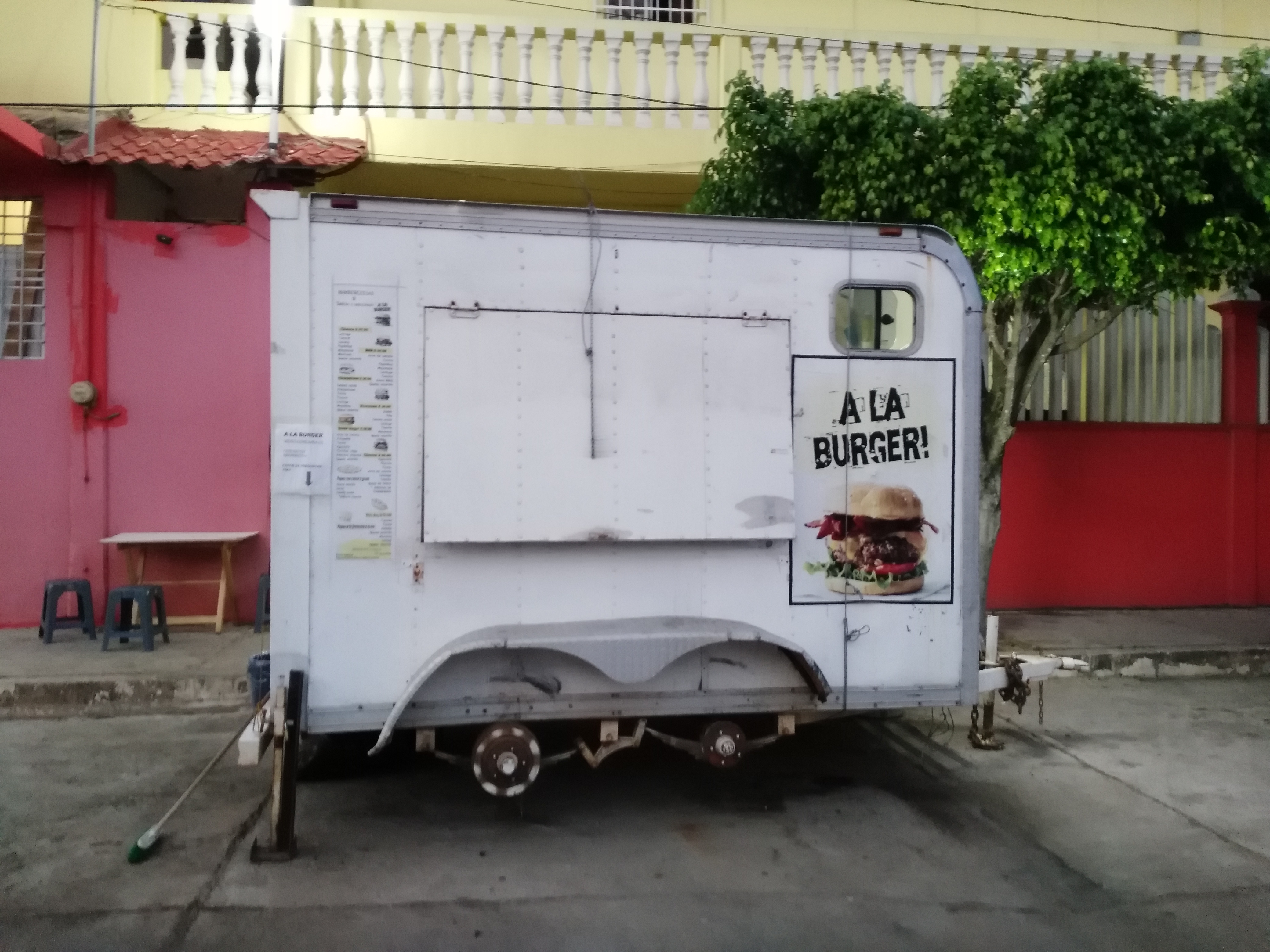 A la Burguer image 8