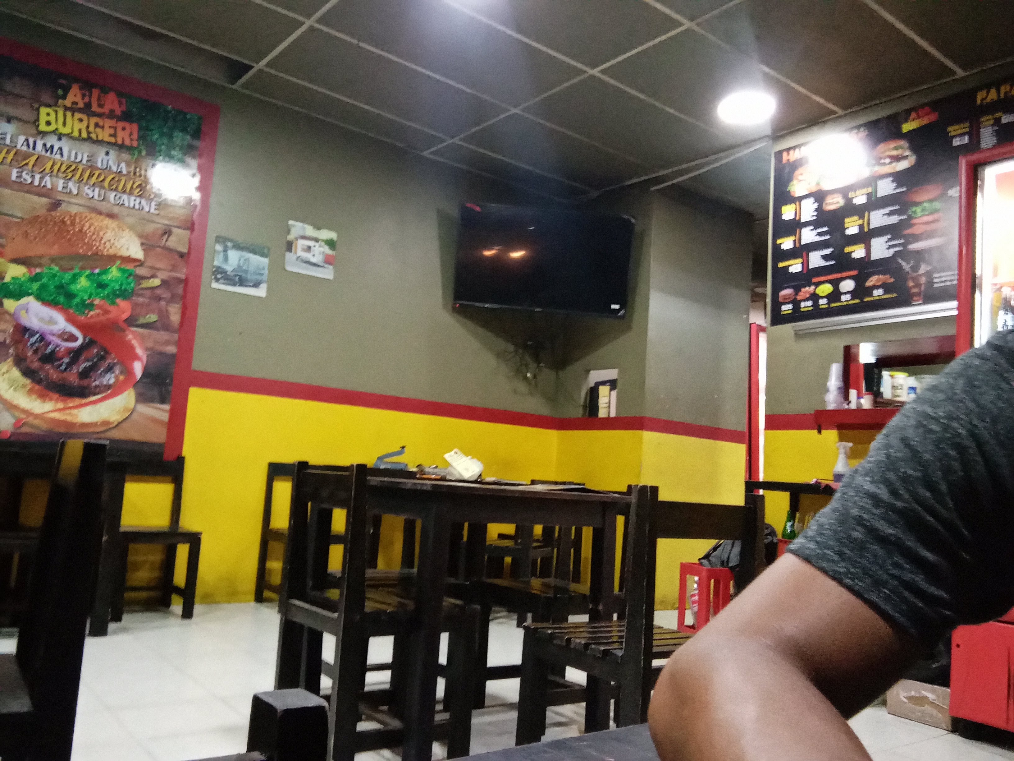 A la Burguer image 10