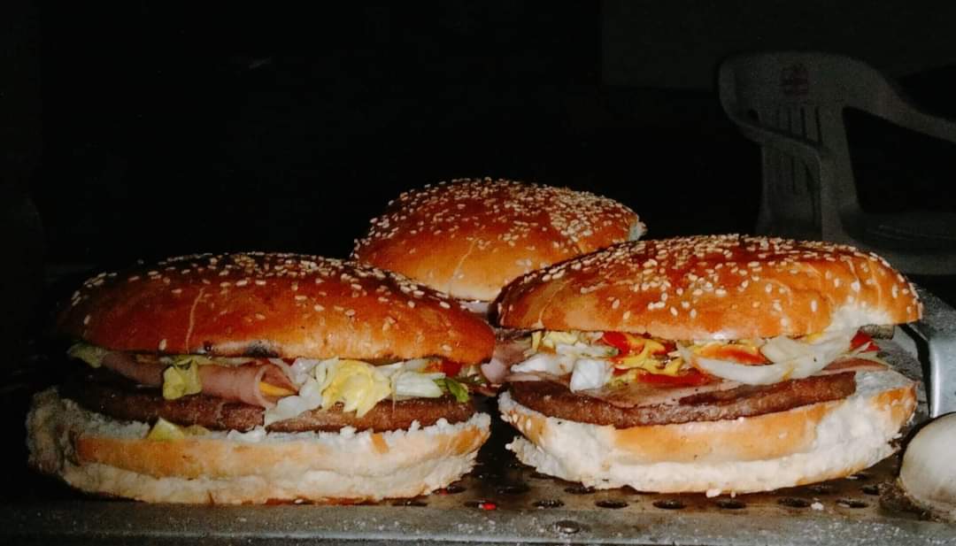 Hamburguesas al Carbón Lolita image 1
