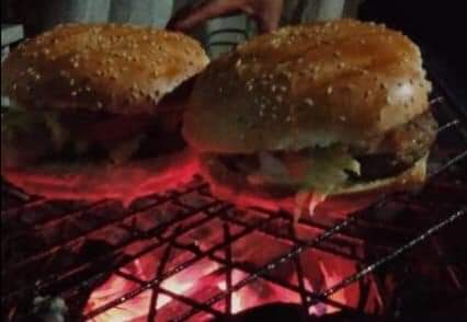 Hamburguesas al Carbón Lolita image 3