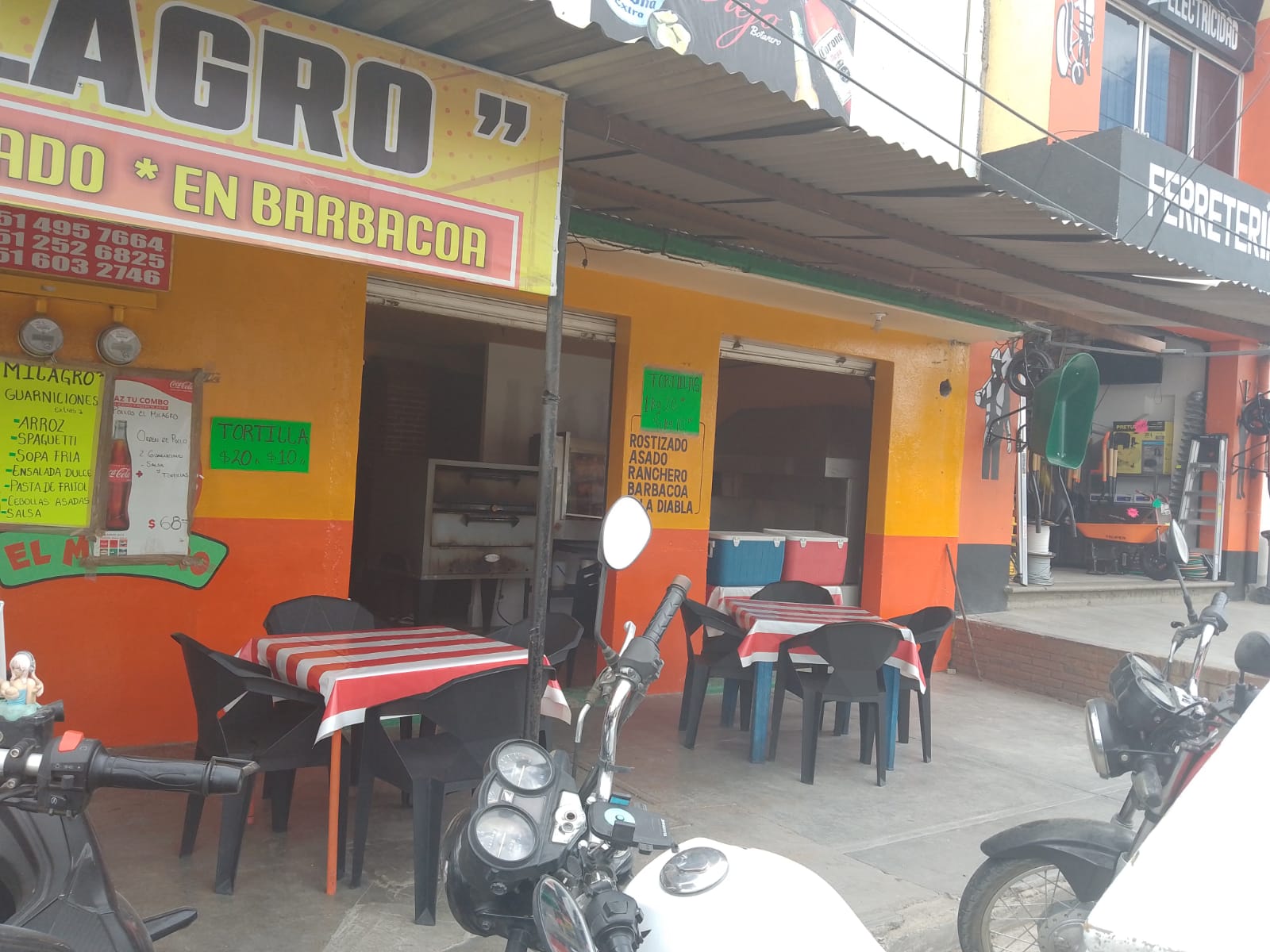 Comedor y Rosticeria El Milagro image 5