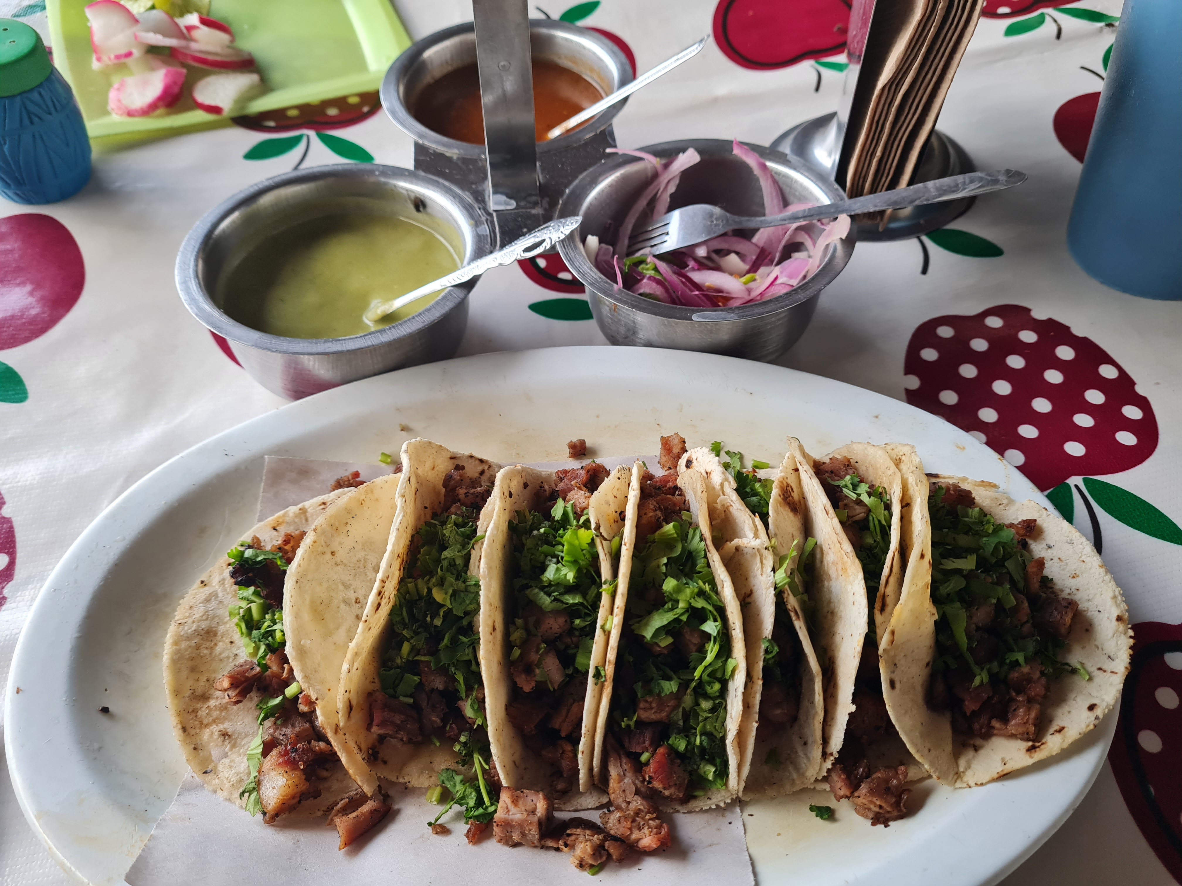 Tlayudas y Tacos Montana image 1