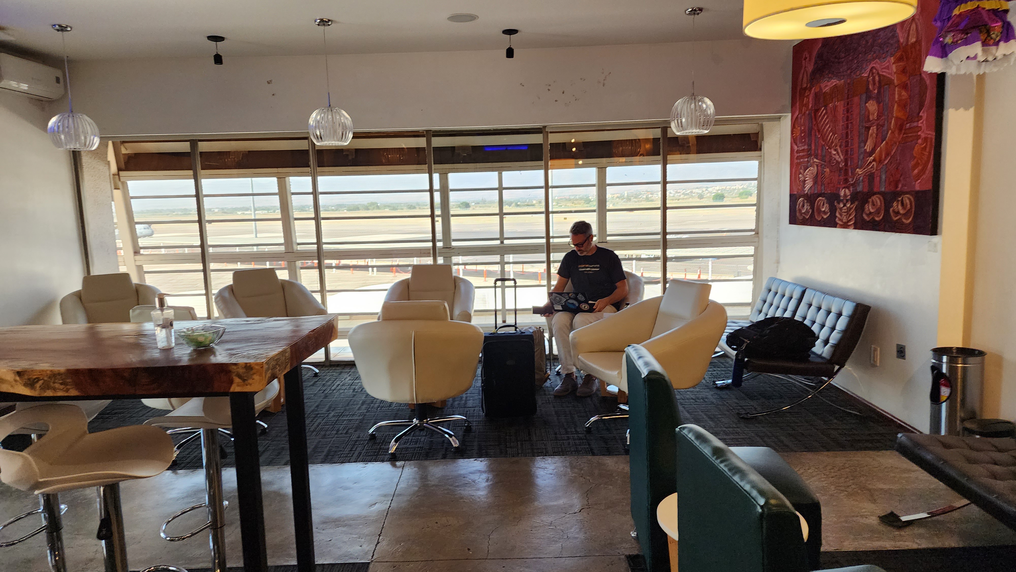 Global Lounge Network image 6