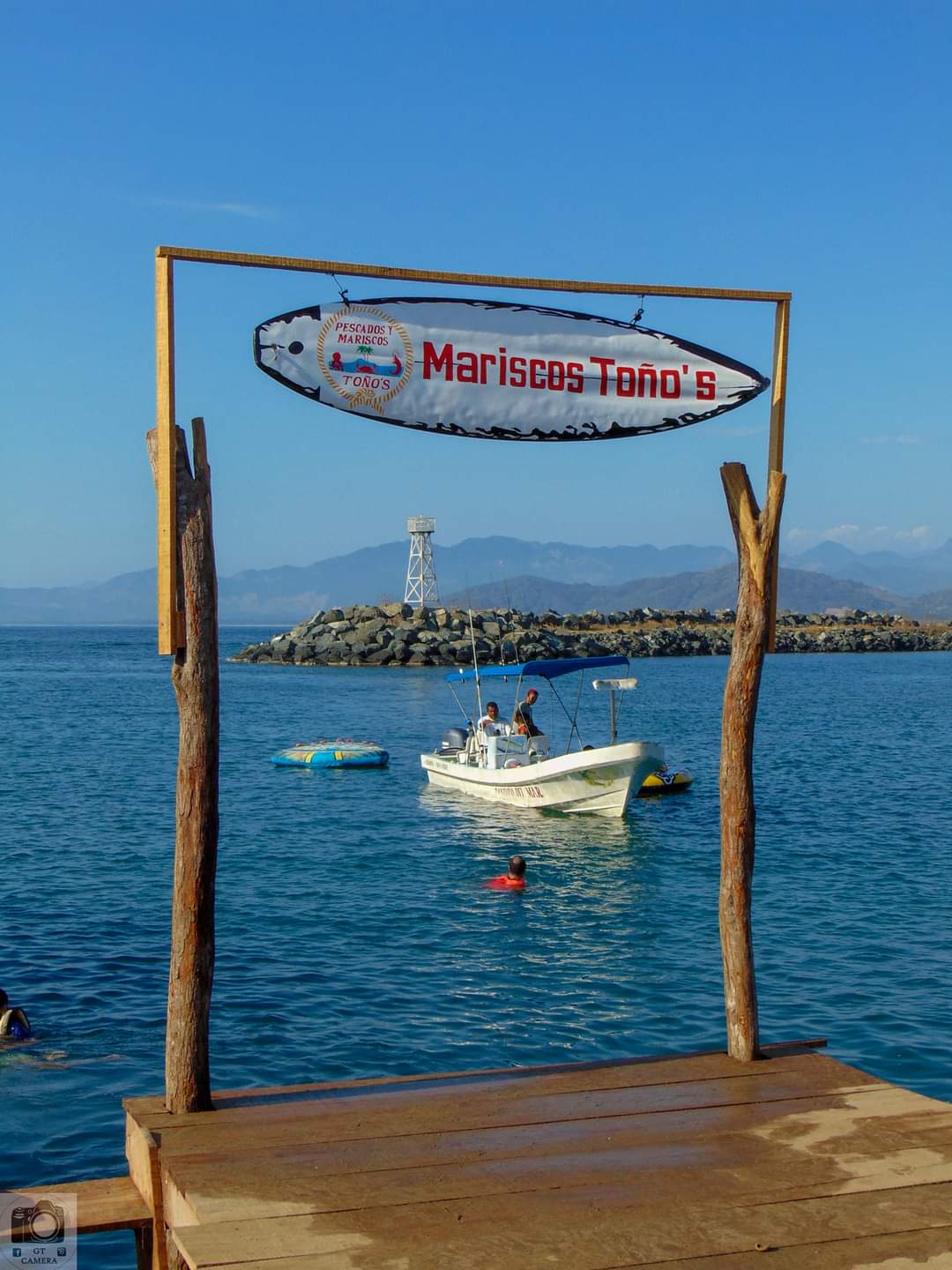 Pescados y Mariscos Toño's image 6