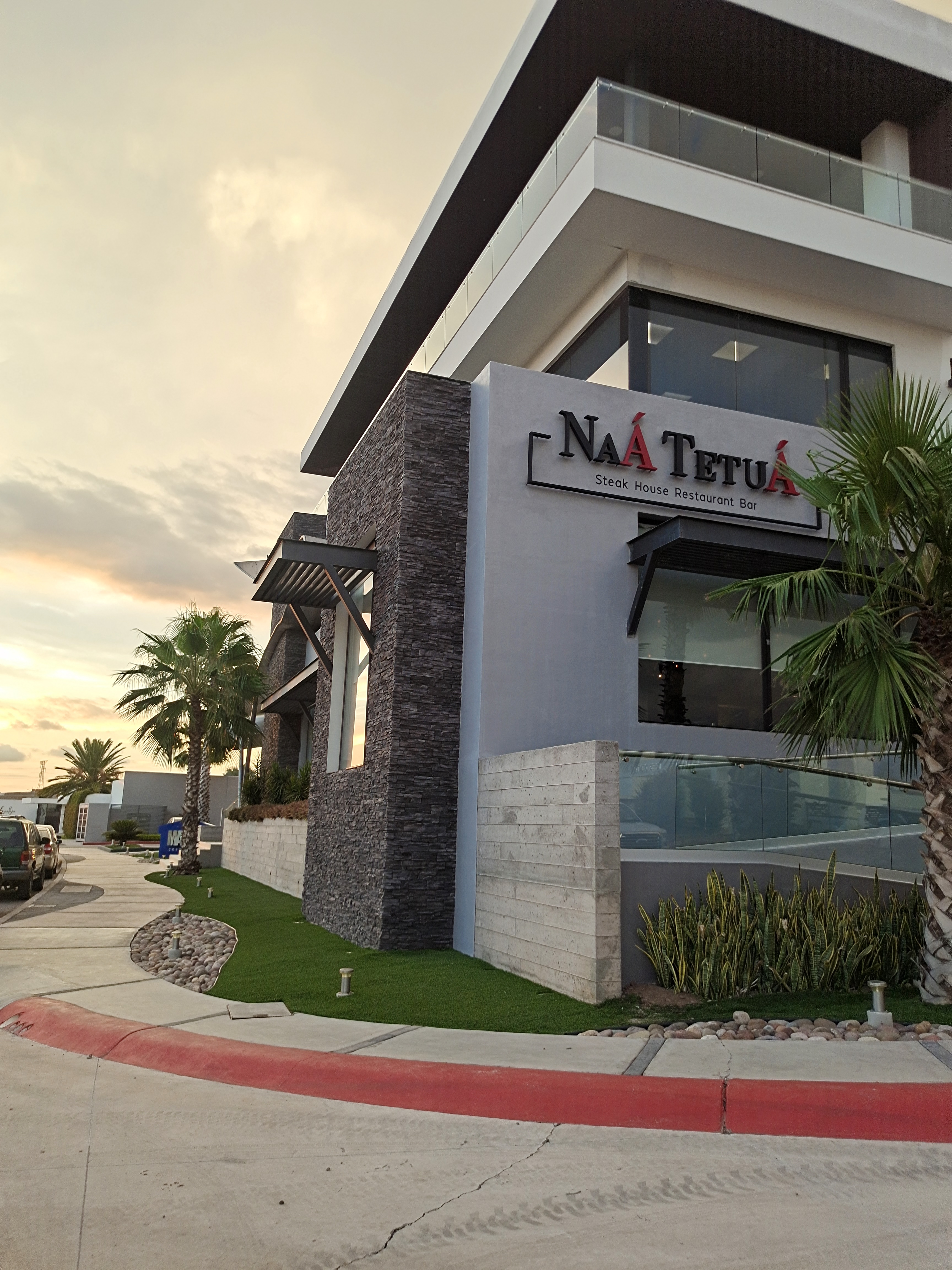 Naá Tetuá Steak House image 9