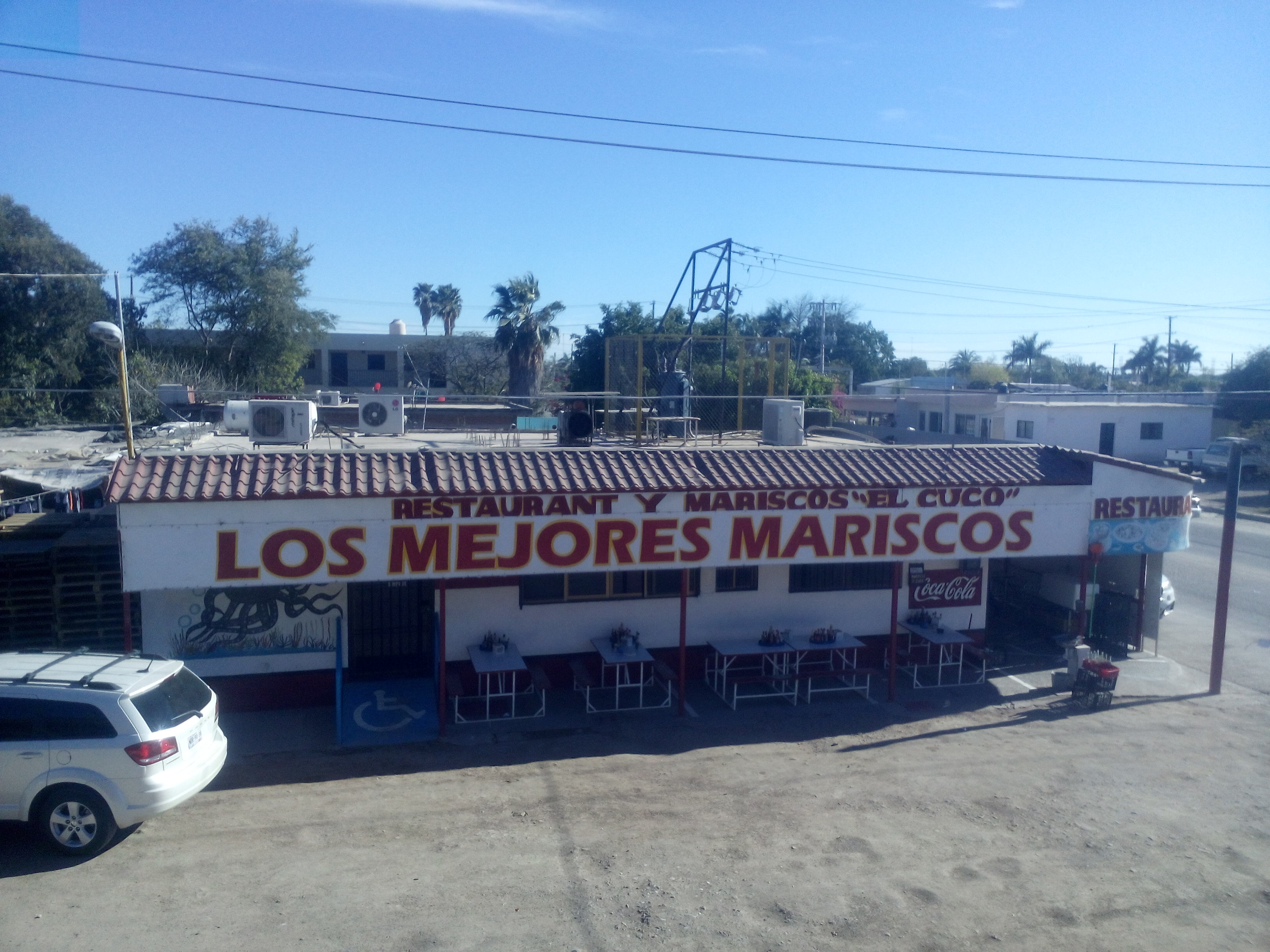 Mariscos "El Cuco" image 1
