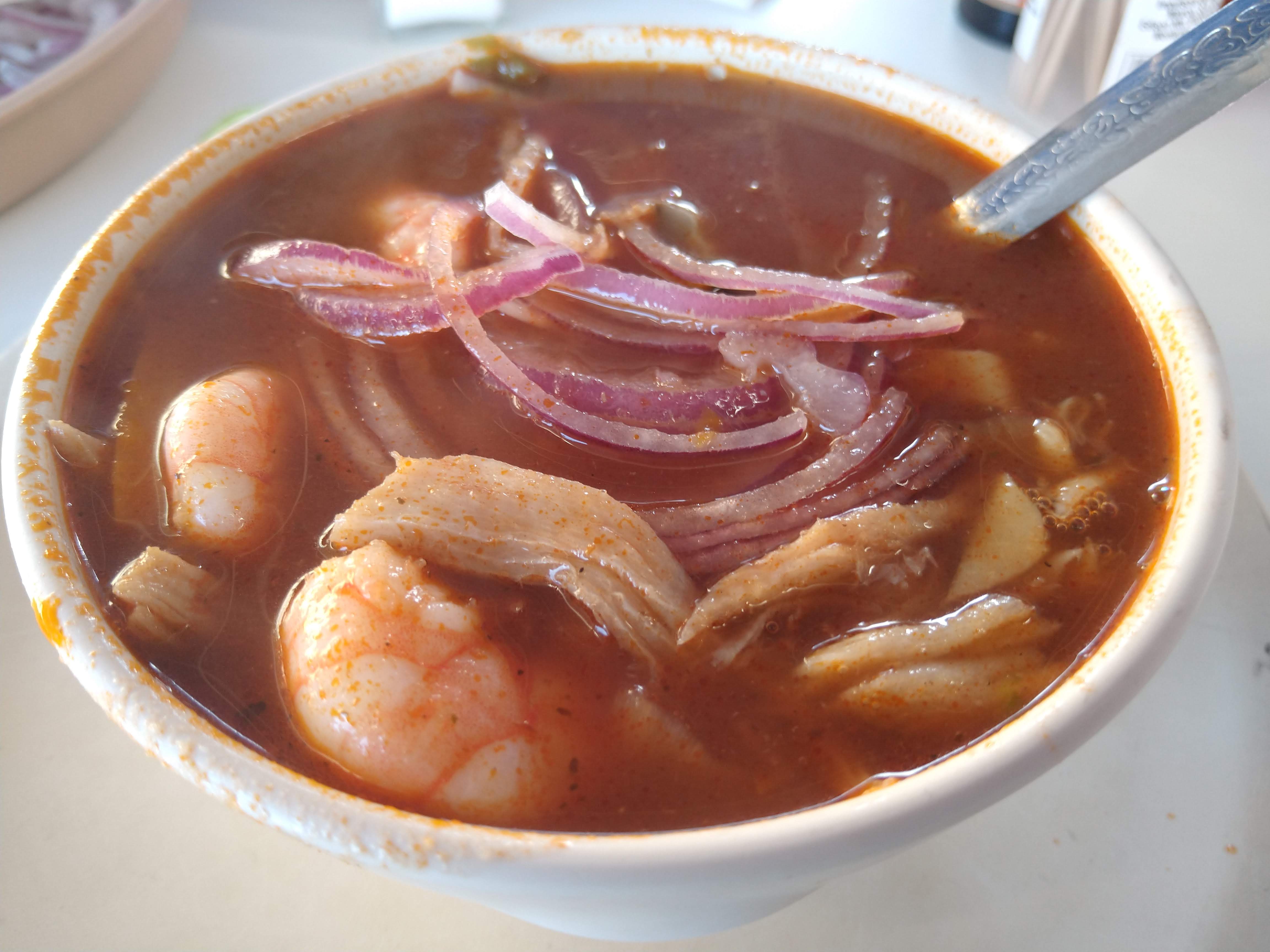 Mariscos El Kete "Aquí es Caballo" image 7