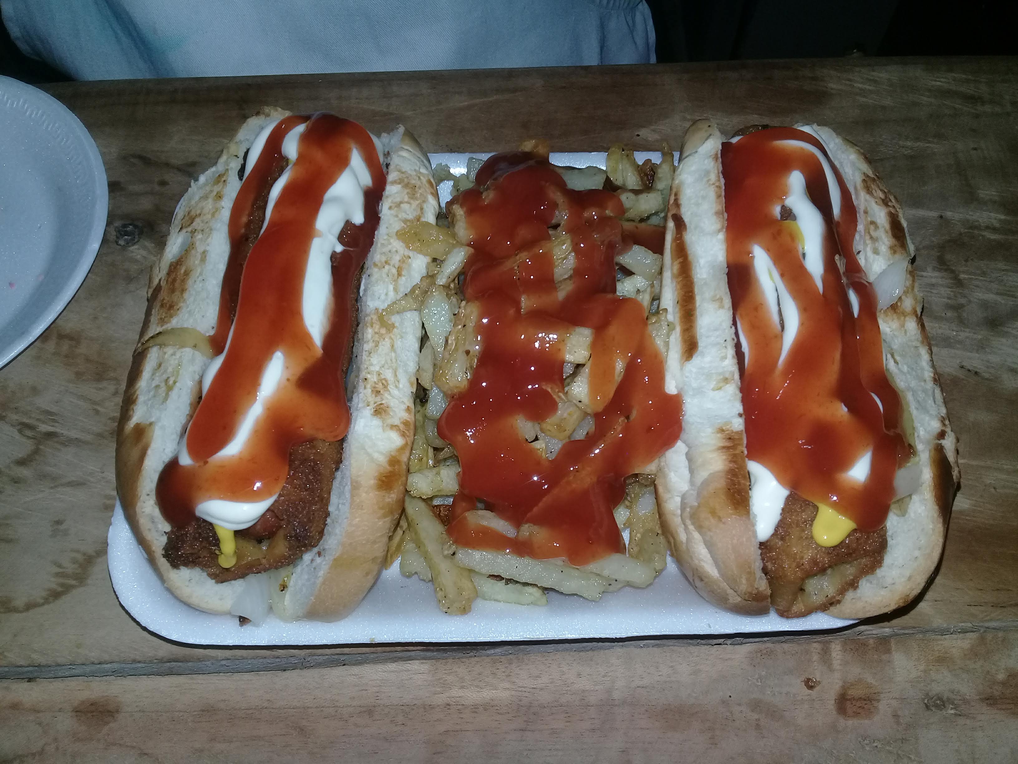El godziburguer image 5