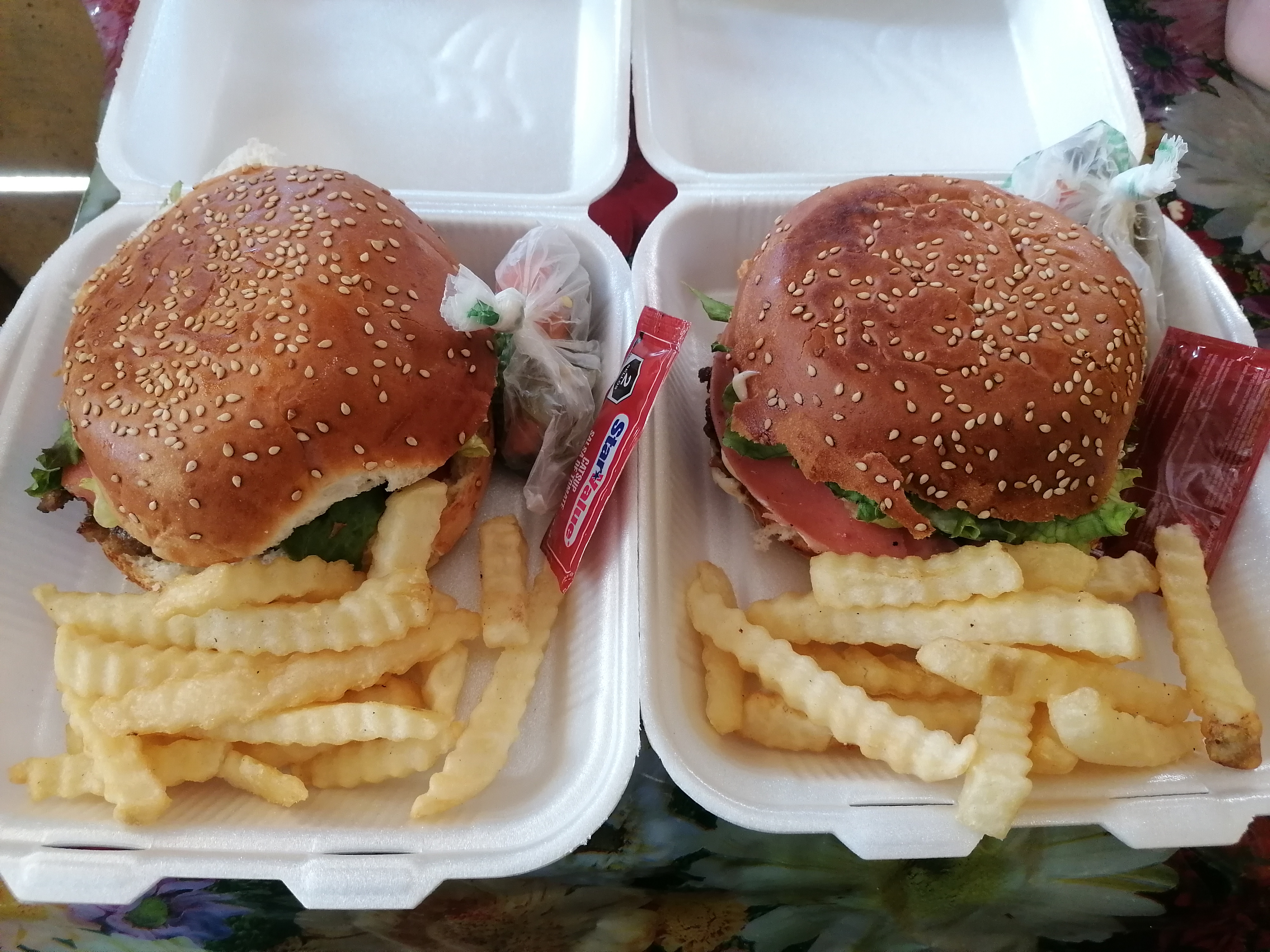 Ely's Burger image 2