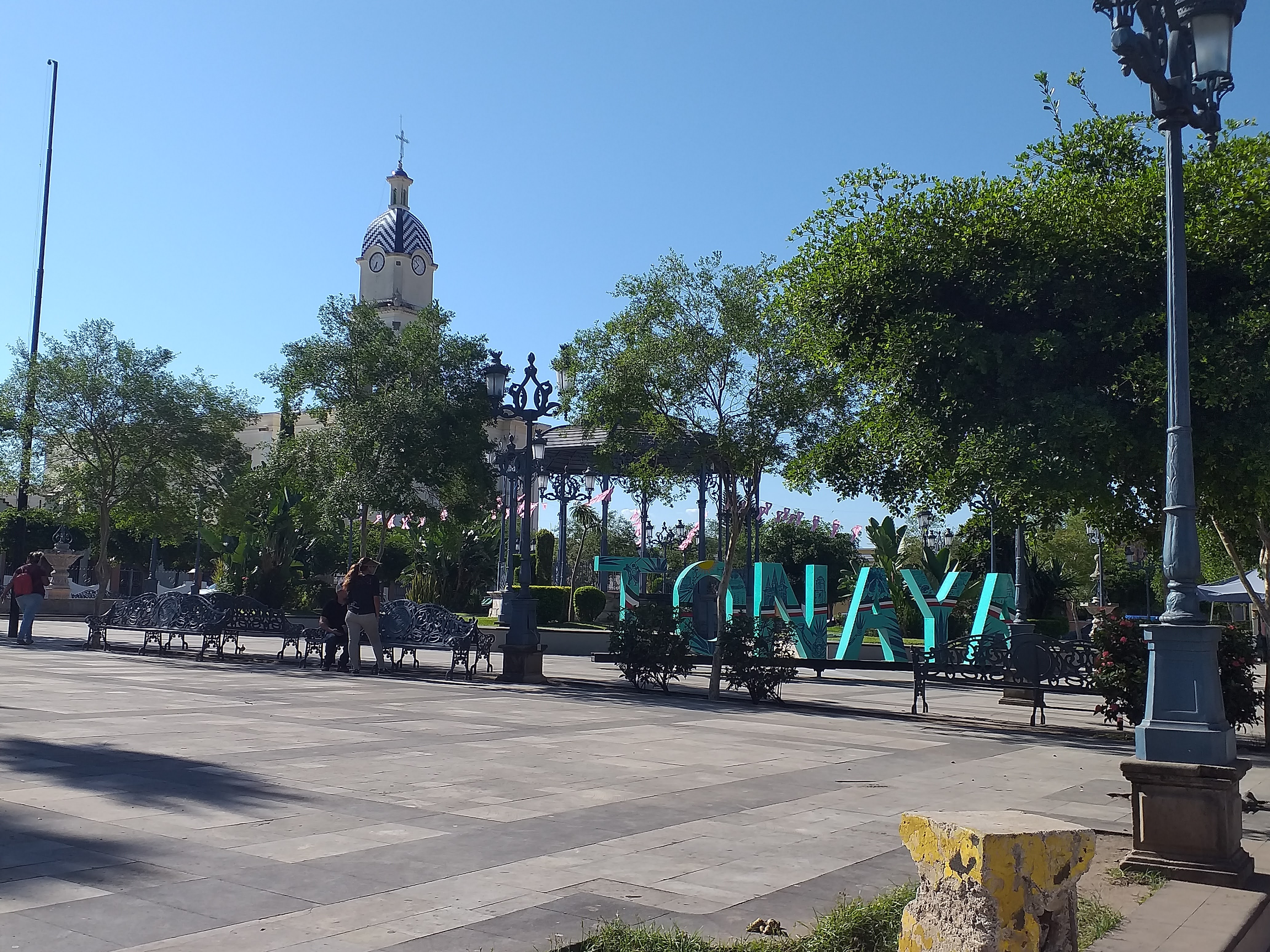 Birrieria Tonaya image 9