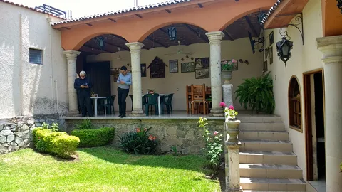 El Callejon image 2