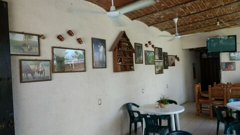 El Callejon image 3