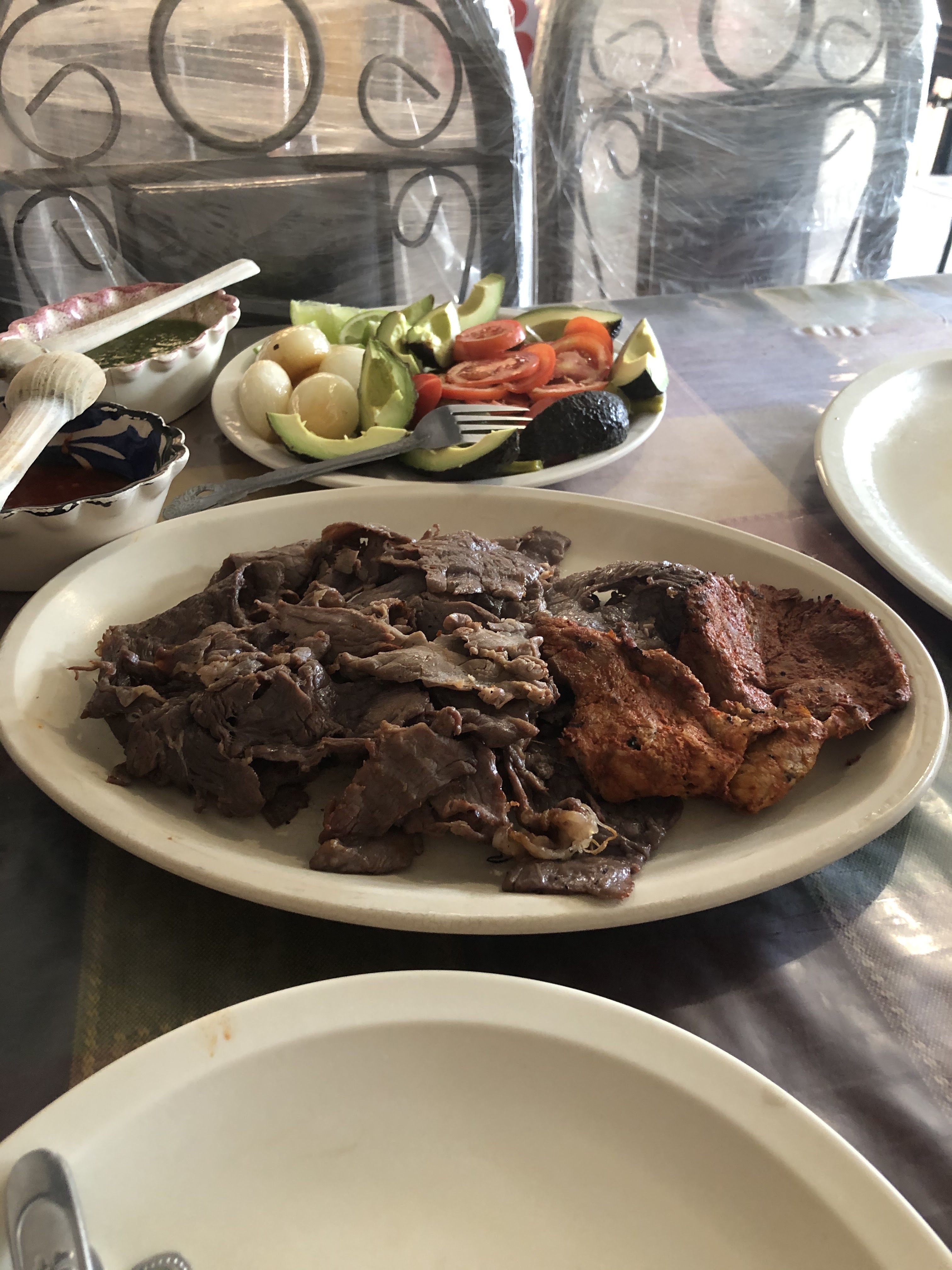 Restaurant El Porton image 1