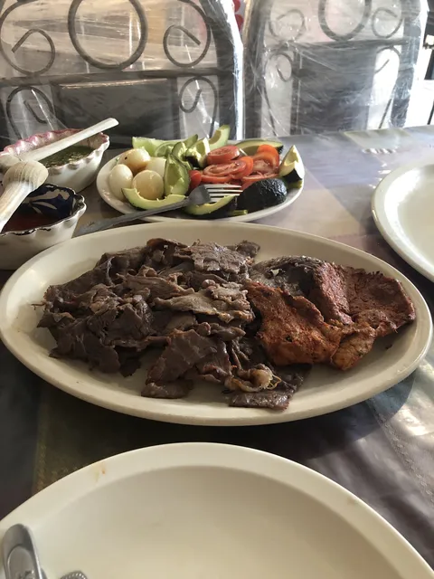 Restaurant El Porton image 1