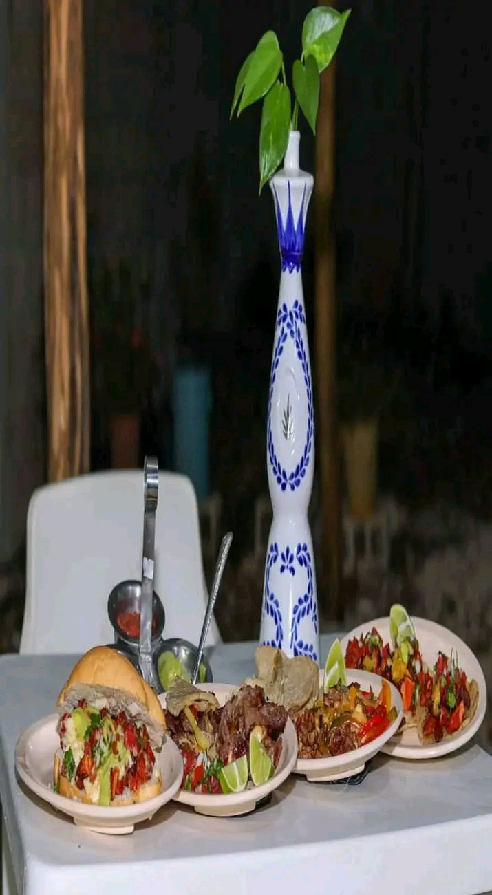 Taquería el Escondite image 2