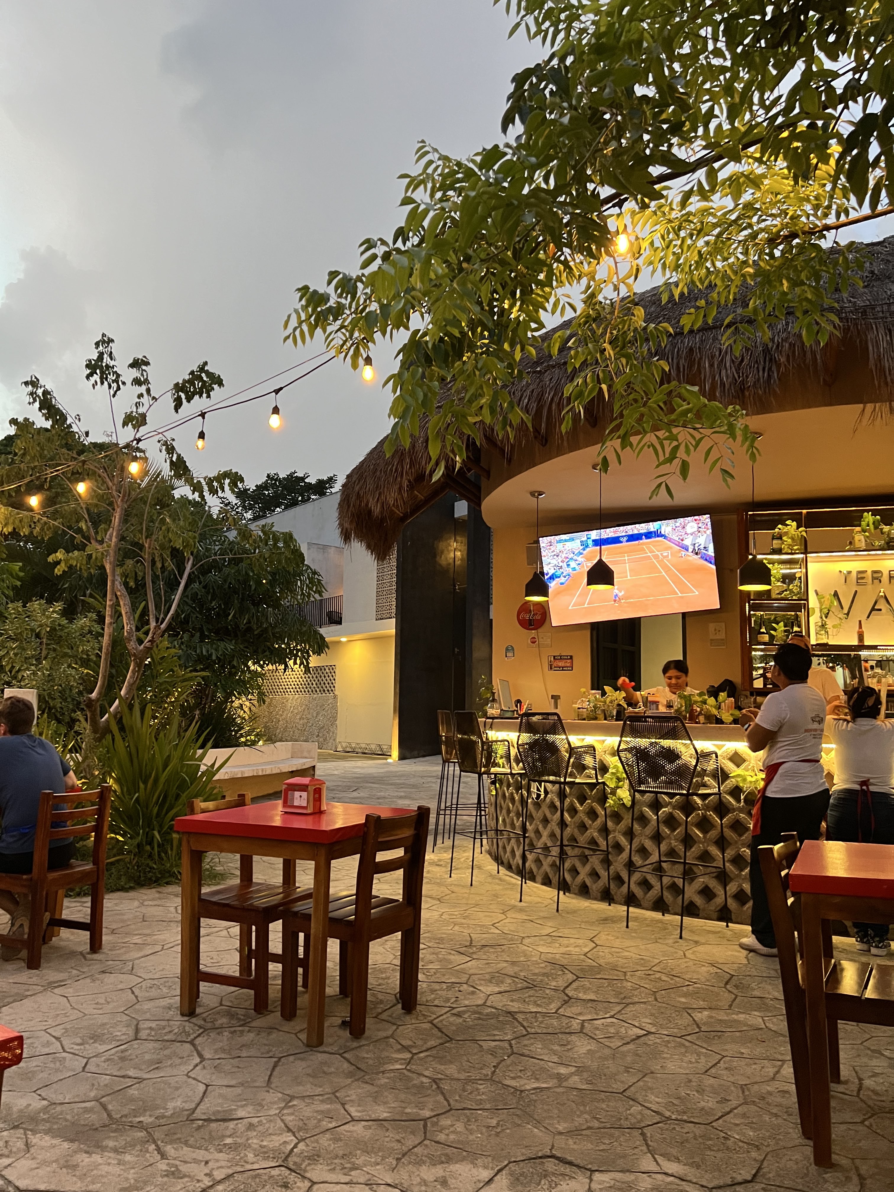 Mercado 41 (Gastro market) image 3